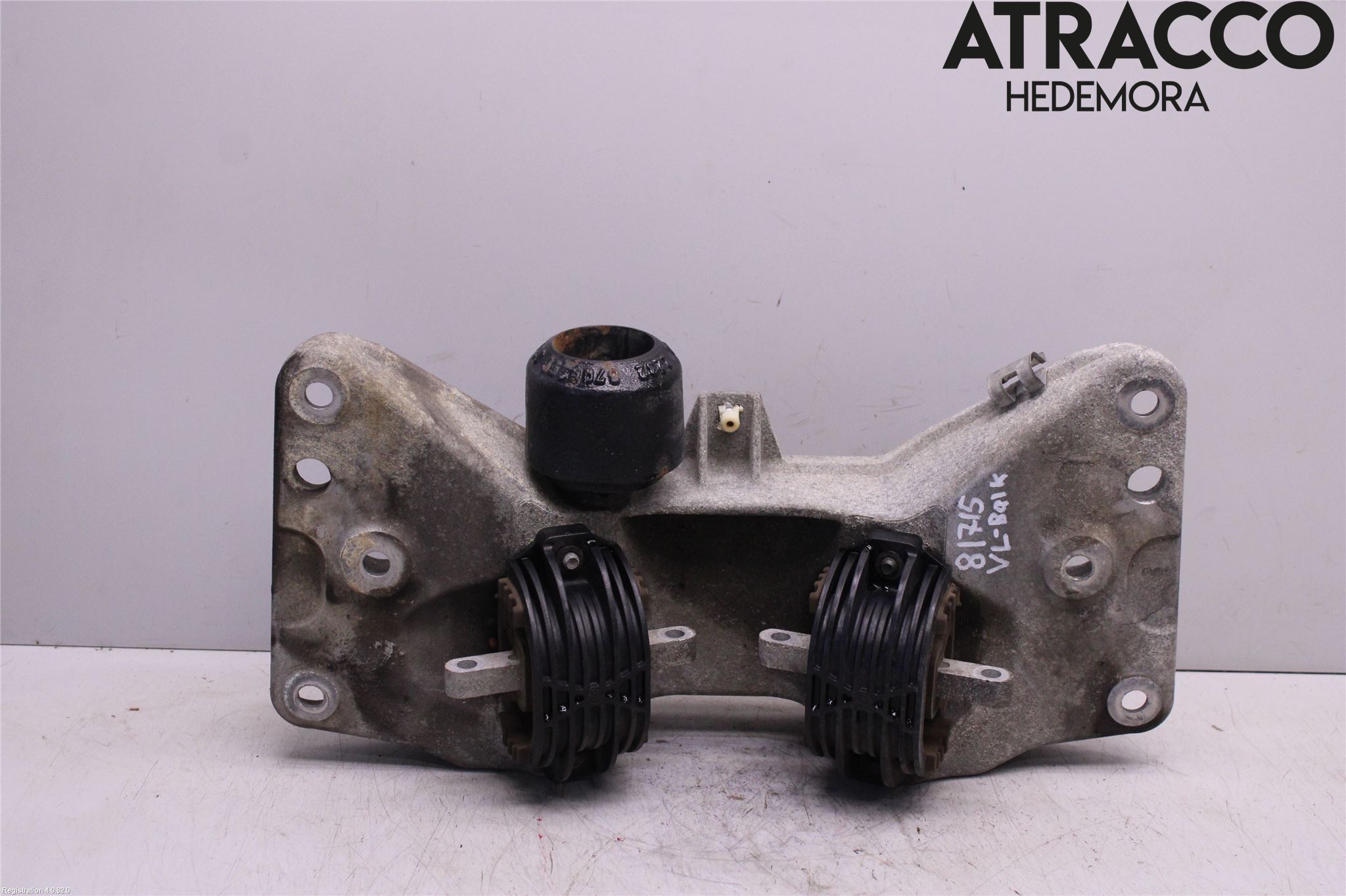 BMW 5 F10/F11/F18 09-17 Gearkasse Bjelke - Travers