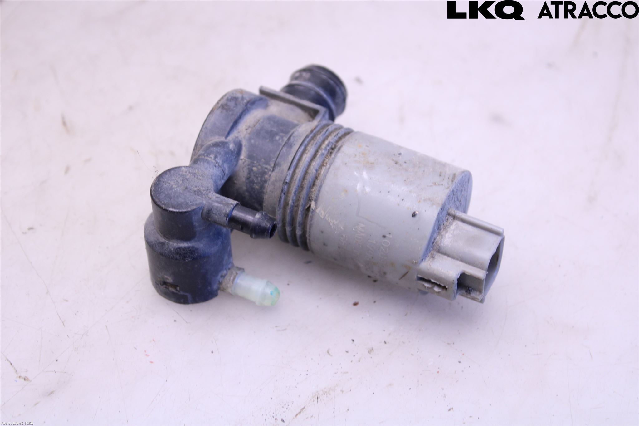 Toyota AURIS 13-19 Spylerpumpe Frontrute