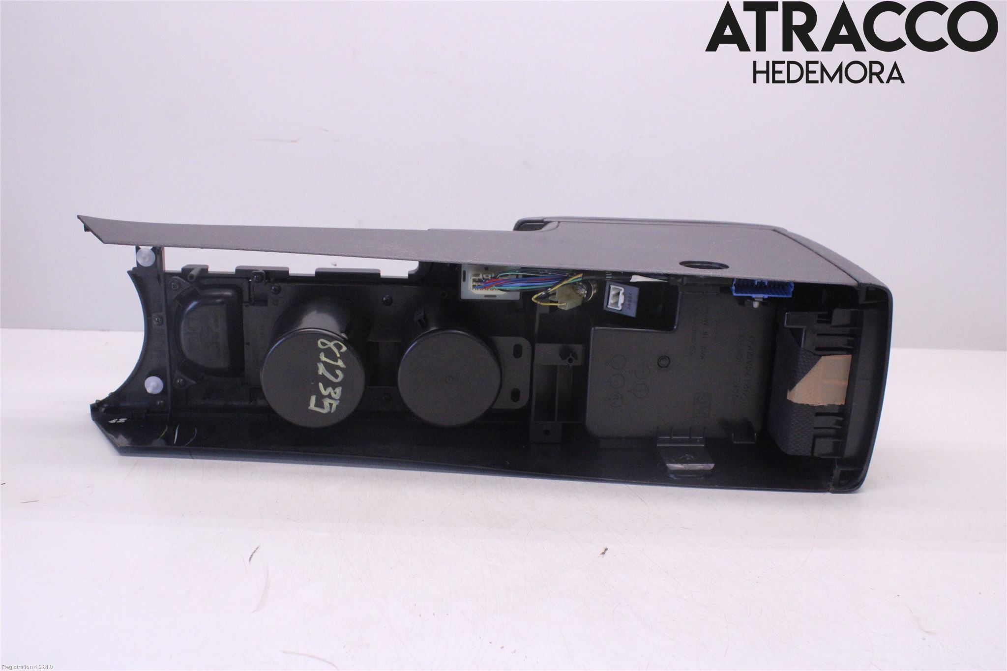 Subaru OUTBACK   07-09 Instrumentkonsoll Gulv