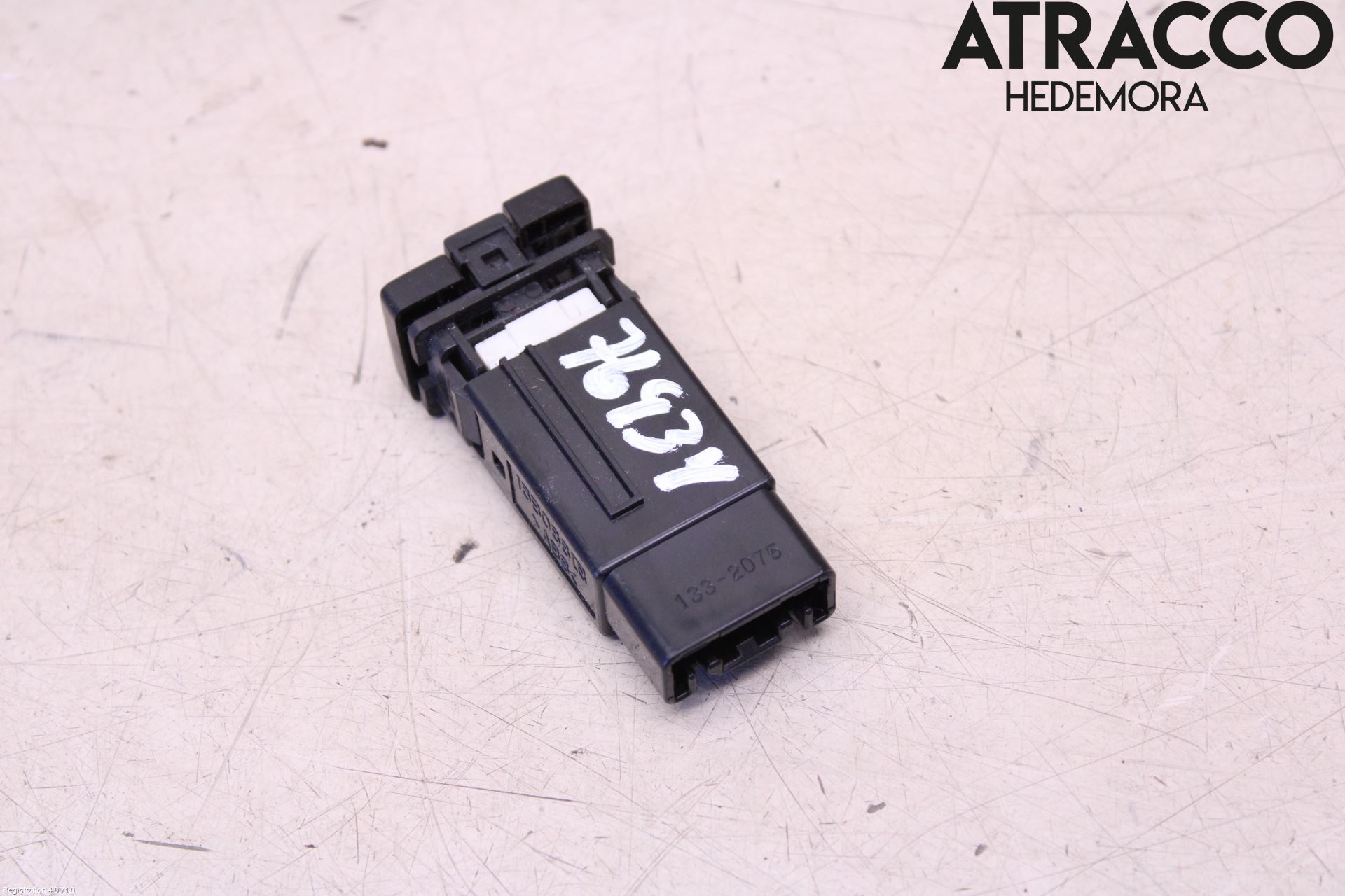 Toyota AURIS 07-09 Bryter Varmesete