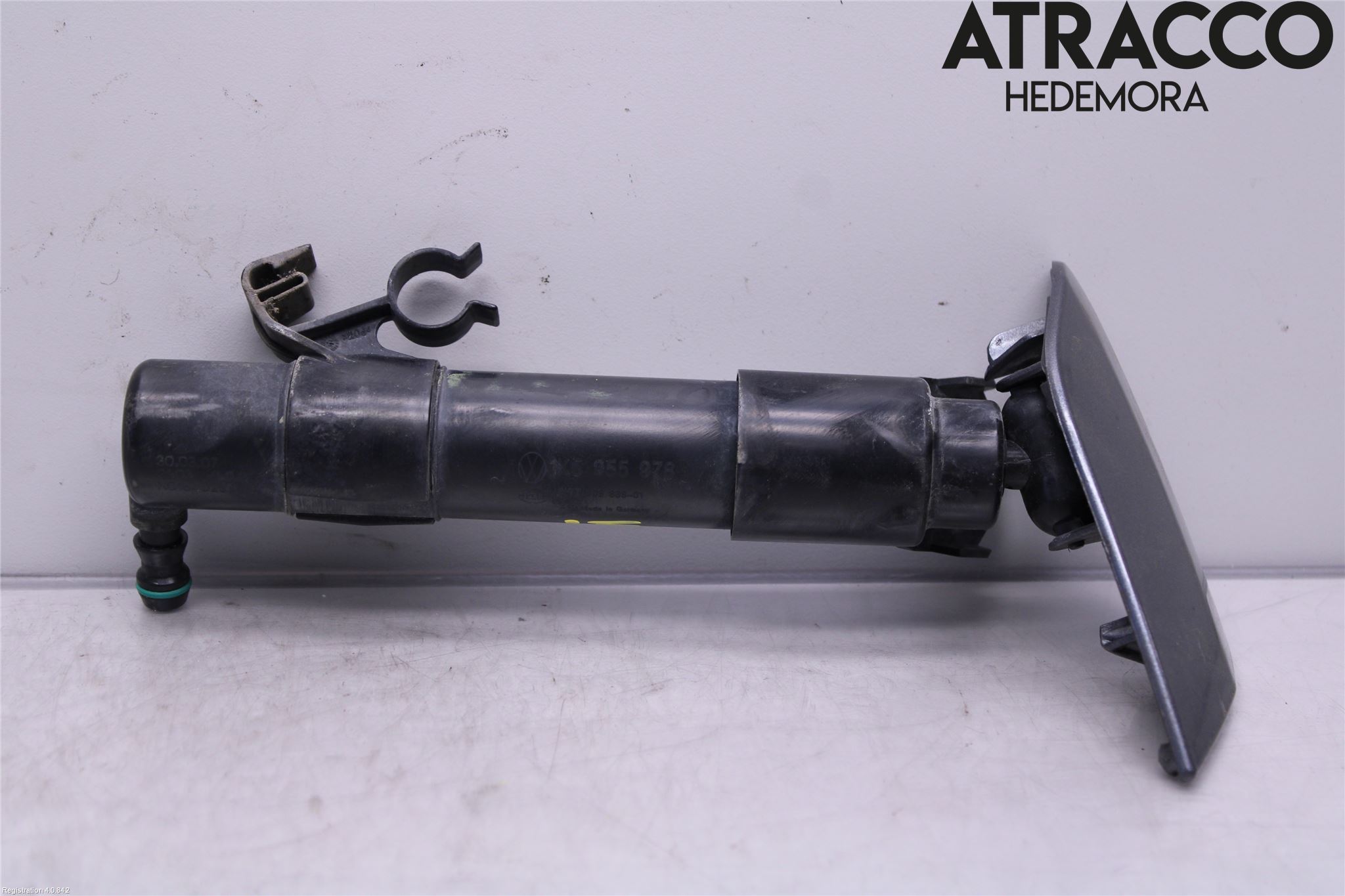 Volkswagen VW GOLF V 04-09 Spylerdyse Frontlykter