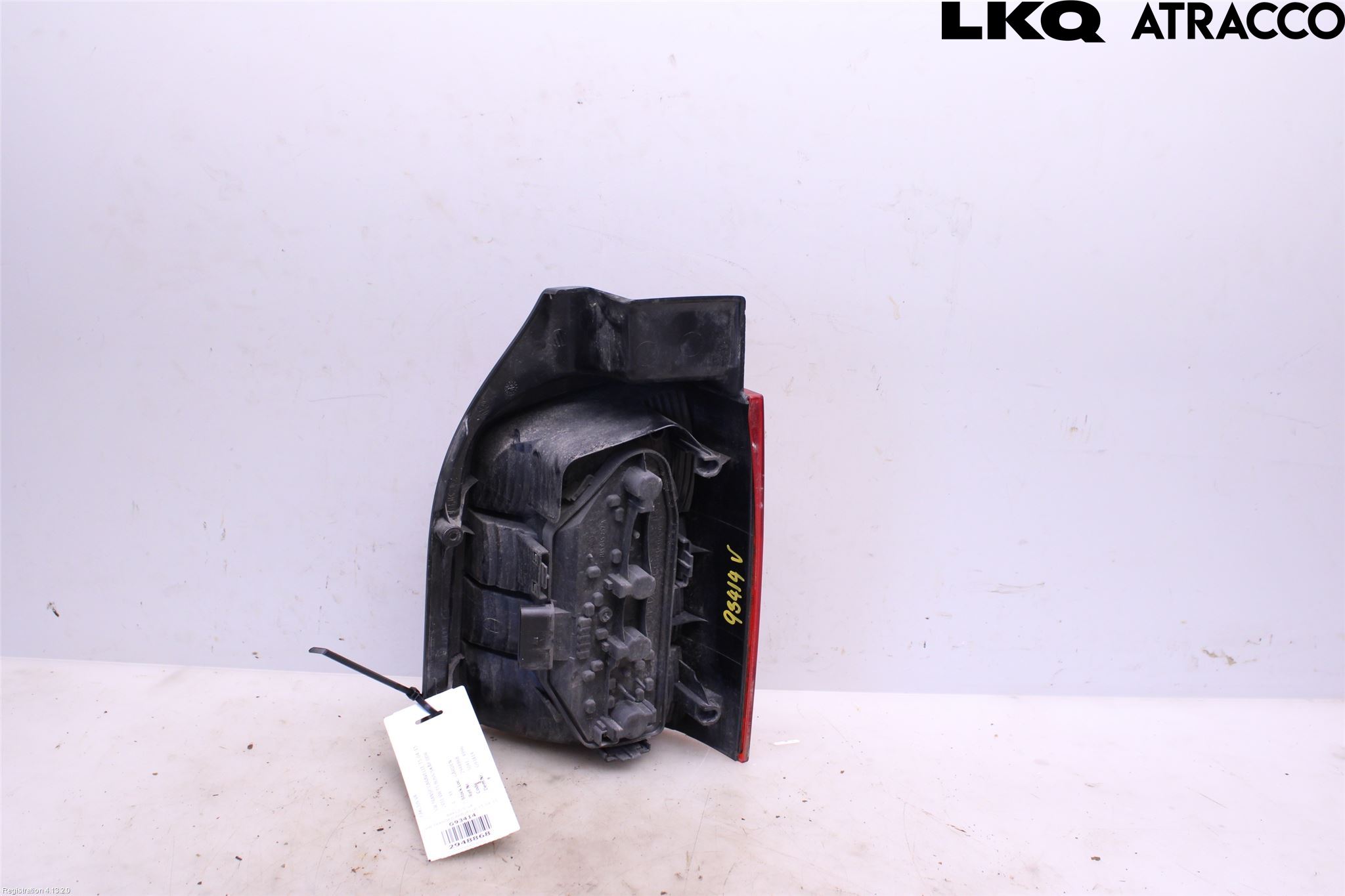 Volkswagen VW TRANSP/CARAVELLE (T5) 04-15 Baklykt Venstre