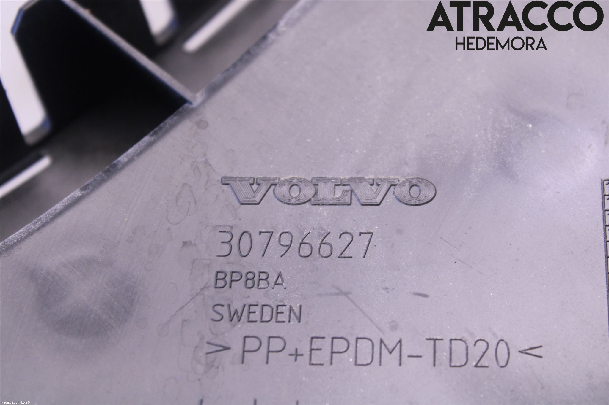 Volvo S60 11-13 Støtfangerfeste Bak Venstre
