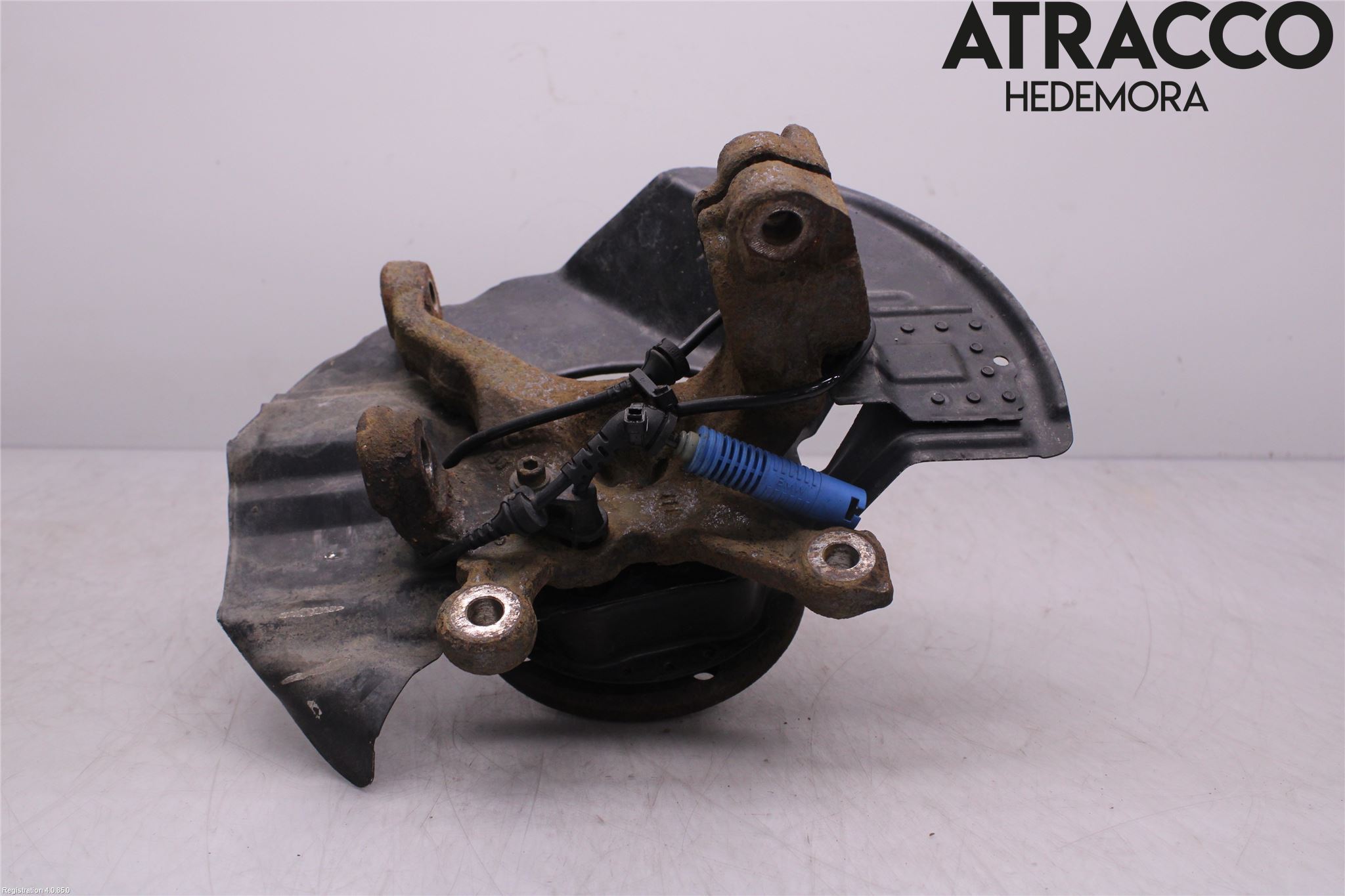 BMW 3 E46      98-05 Spindel Hf