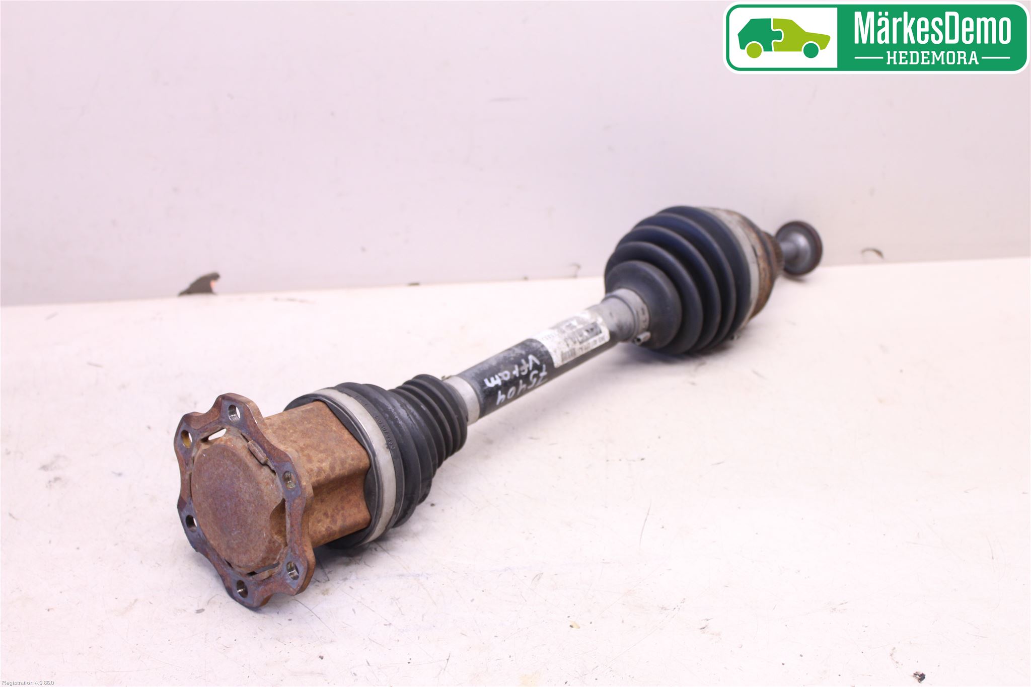 Audi A5 07-16 Drivaksel Foran Kompl Venstre