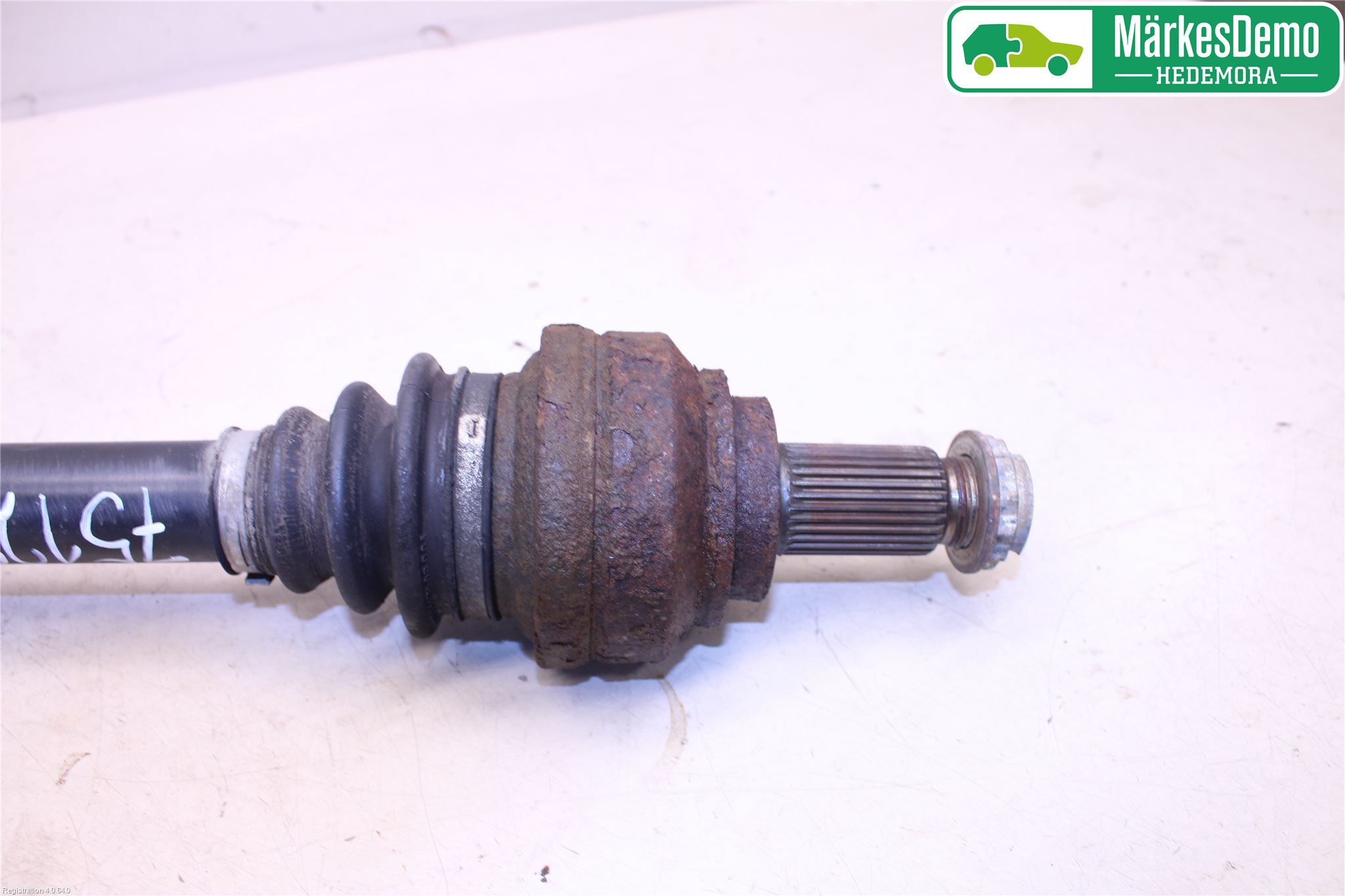 BMW 3 E90/91 SED/TOU 05-12 Drivaksel Bak Kompl Venstre