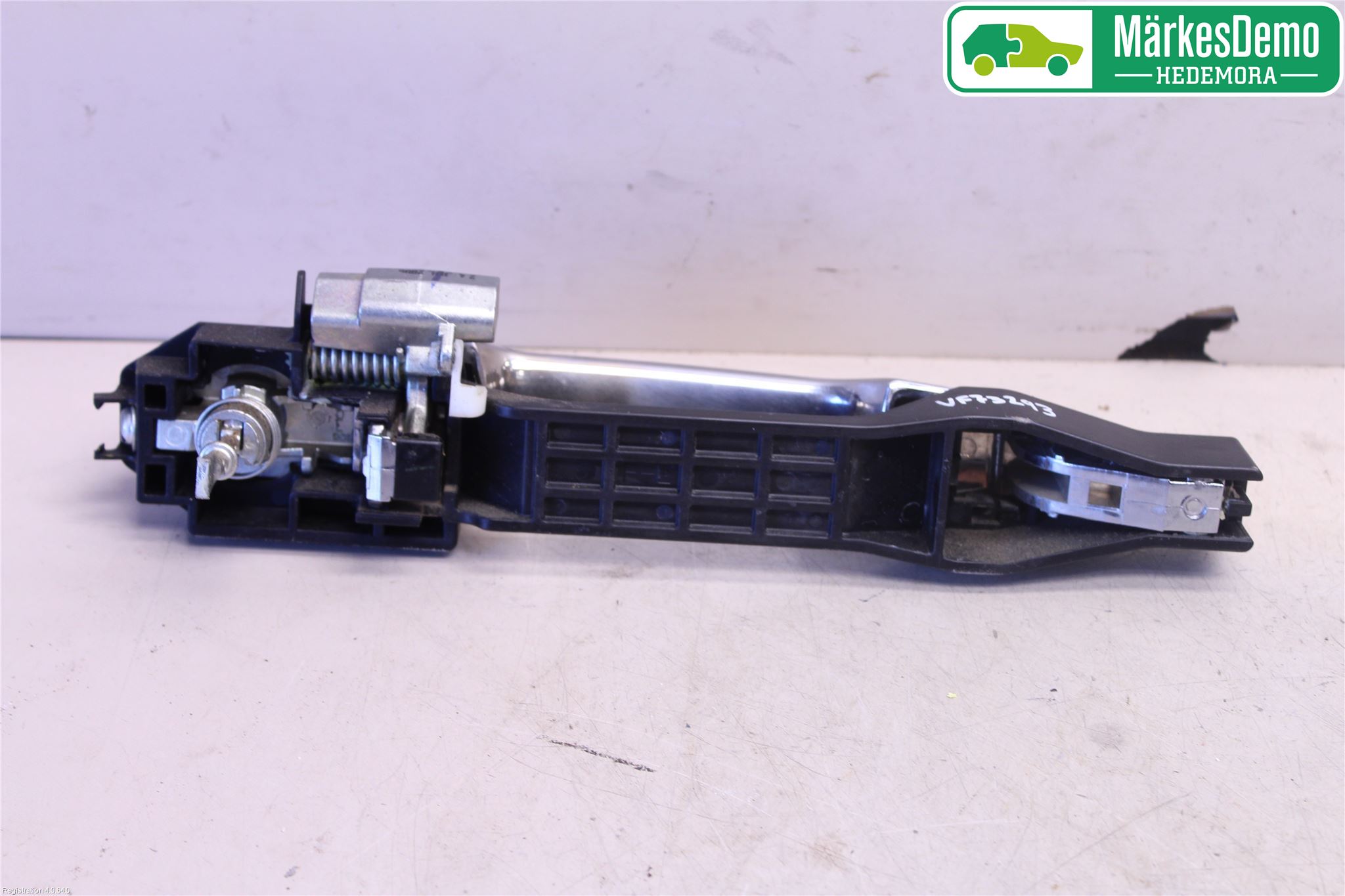 Mitsubishi L200 06-15 Dørhandtak Ytre Venstre