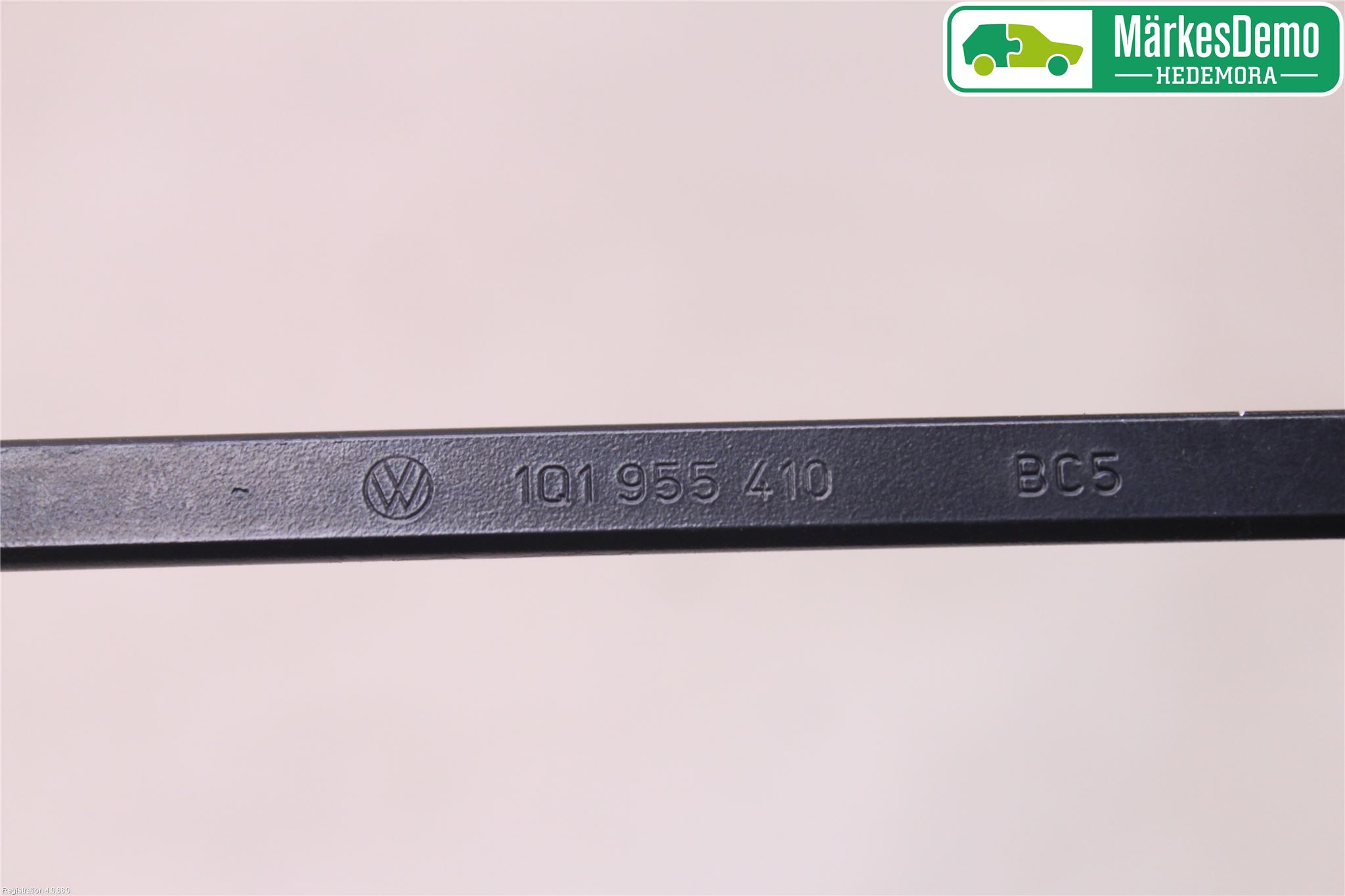 Volkswagen VW GOLF V 04-09 Viskerarm-Armer Frontrute