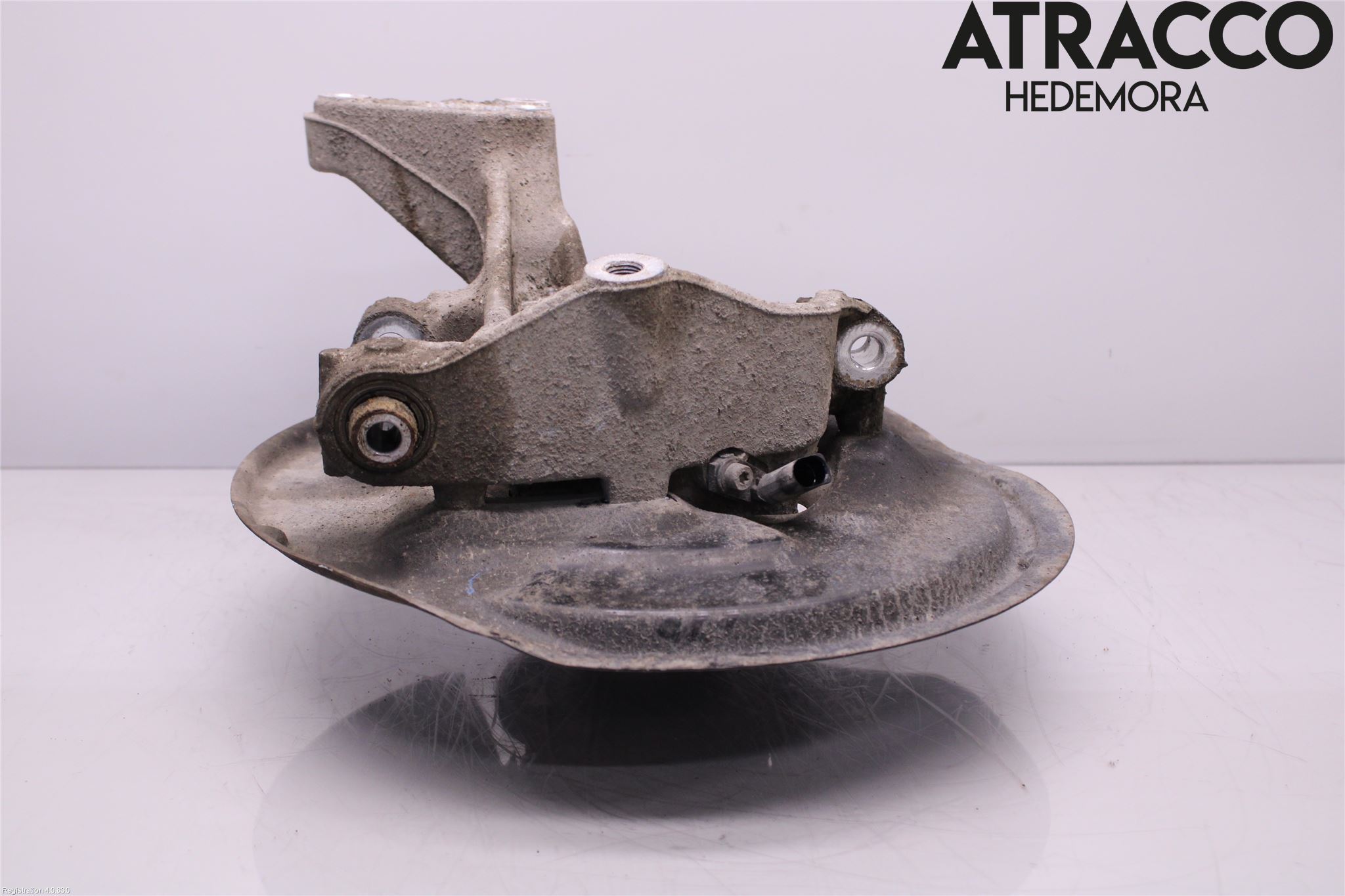 Audi Q3 8U 12-18 Spindel Hb