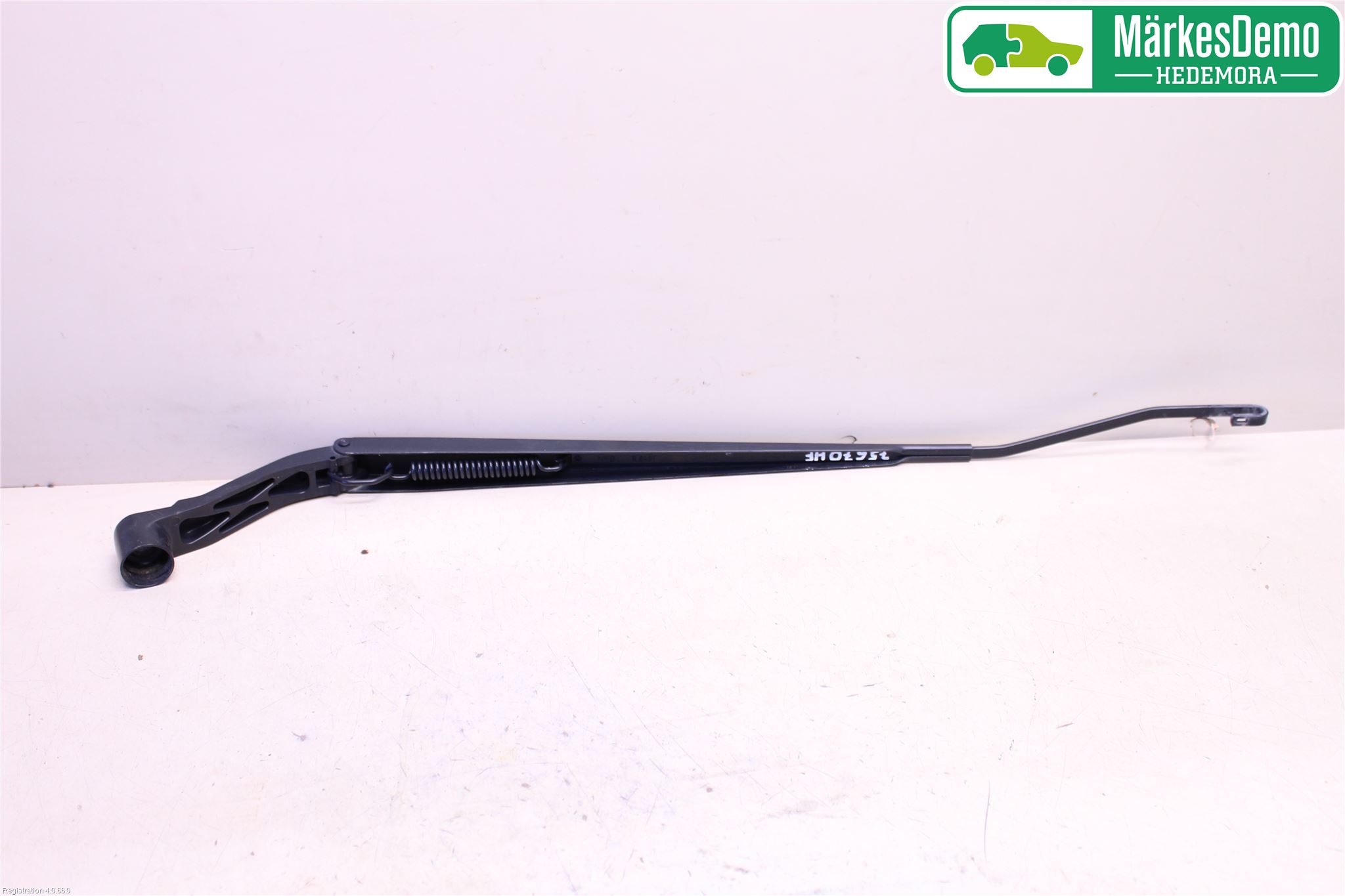 Nissan X-TRAIL 14-21 Viskerarm-Armer Frontrute