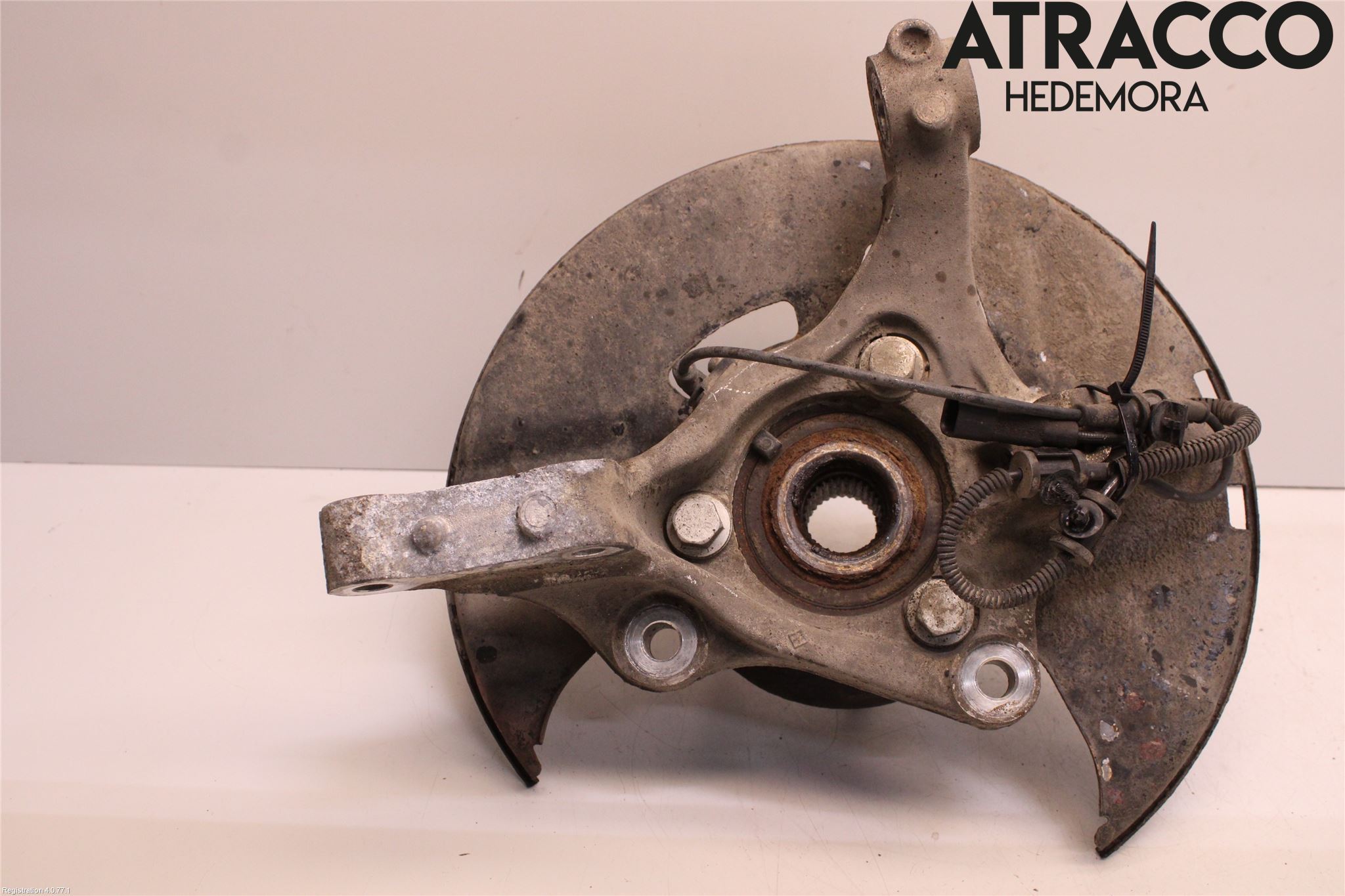 Opel INSIGNIA 09-16 Spindel Hf