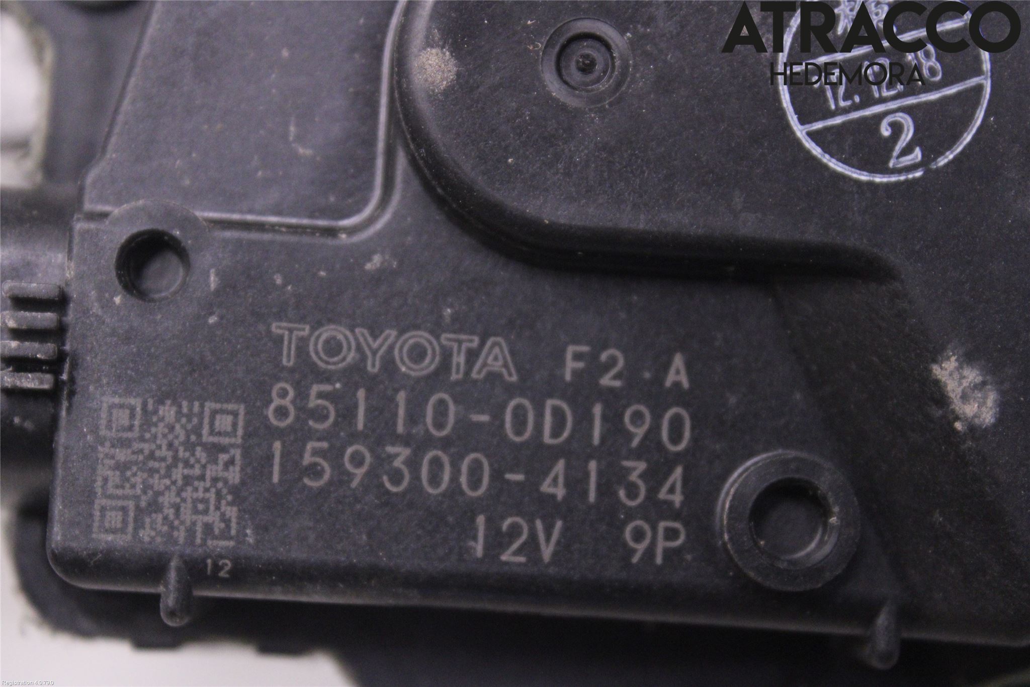 Toyota YARIS XP130 12-14 Viskermotor Frontrute