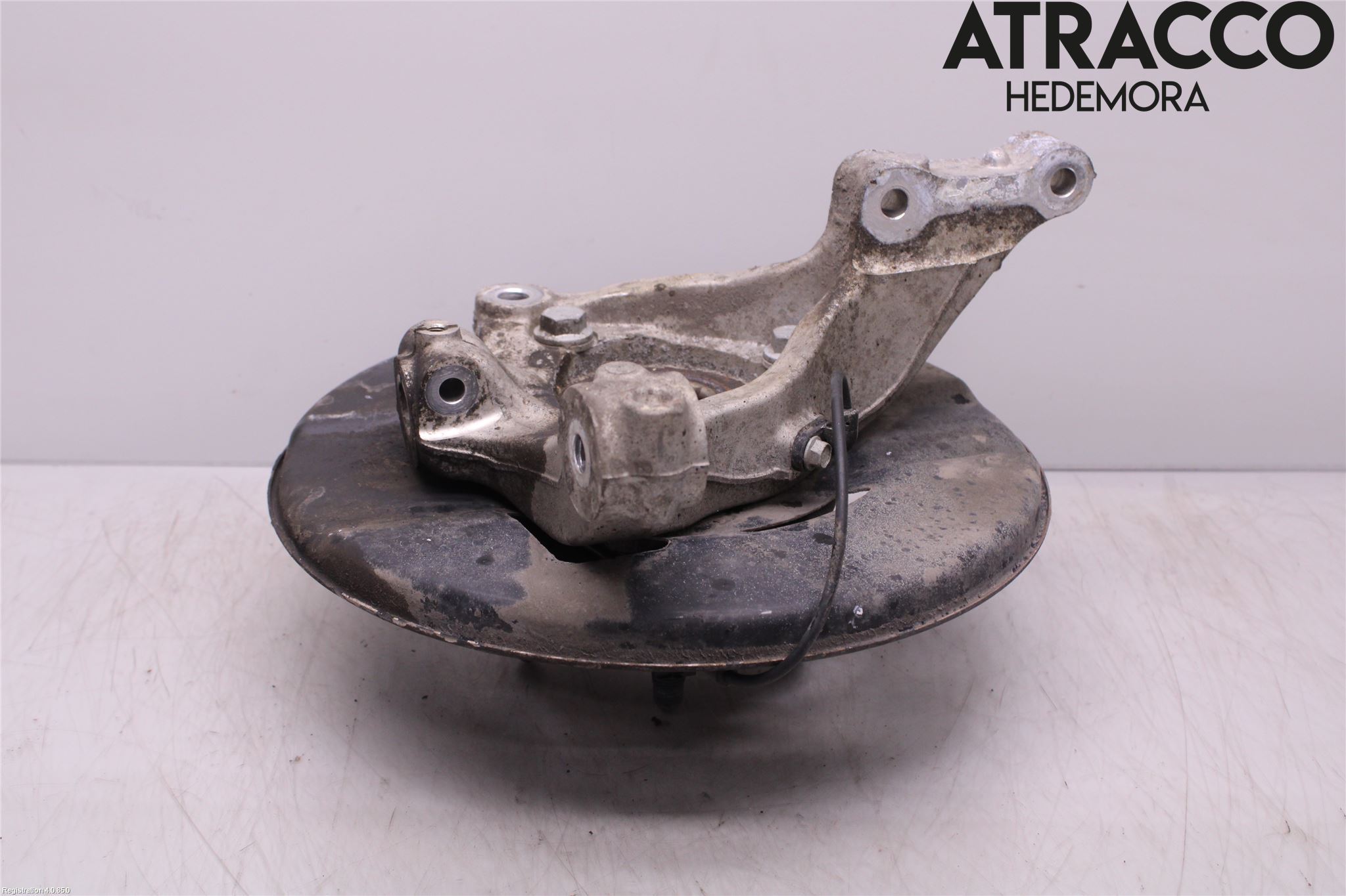 Opel INSIGNIA 09-16 Spindel Hf