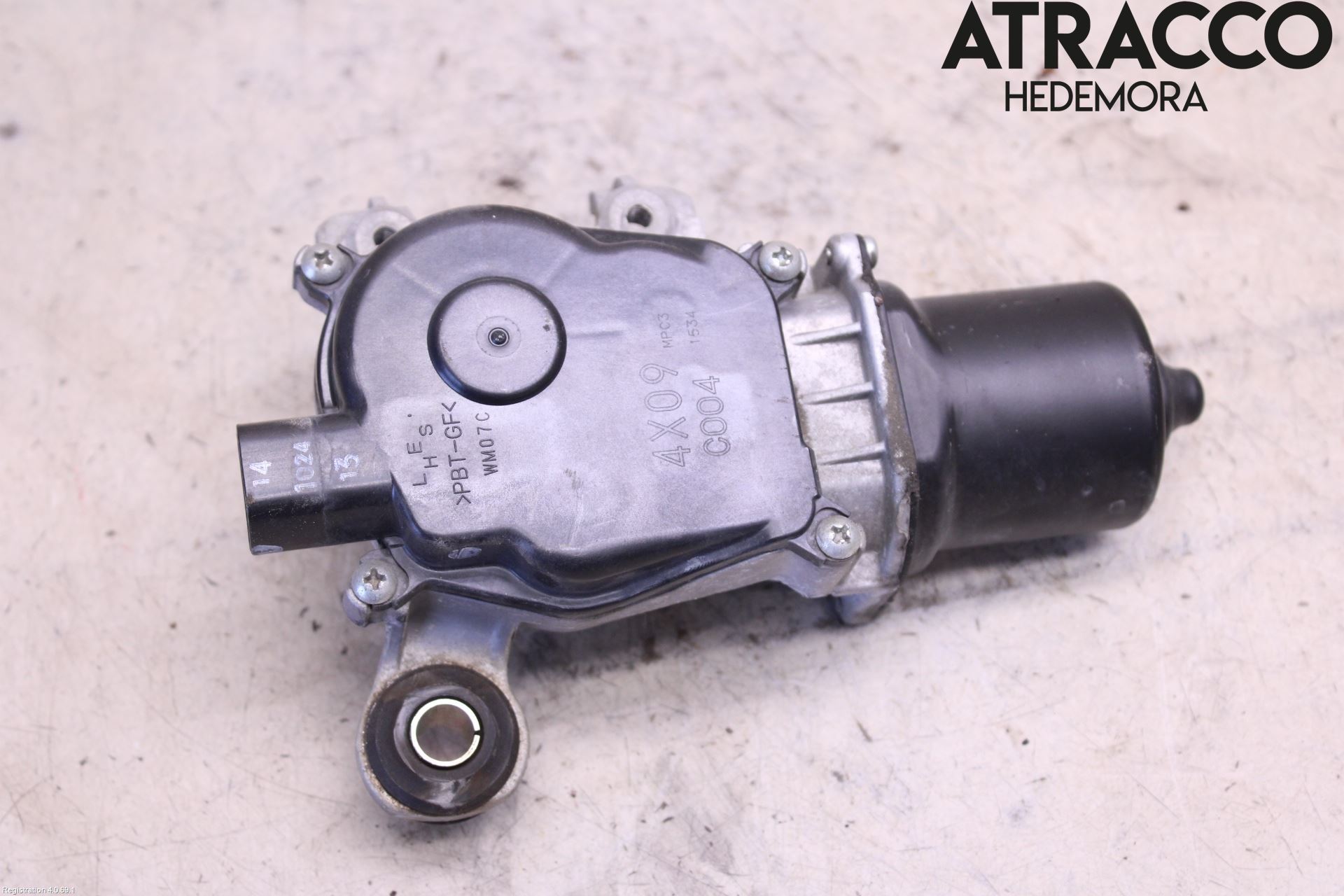 Nissan QASHQAI 14-17 Viskermotor Frontrute