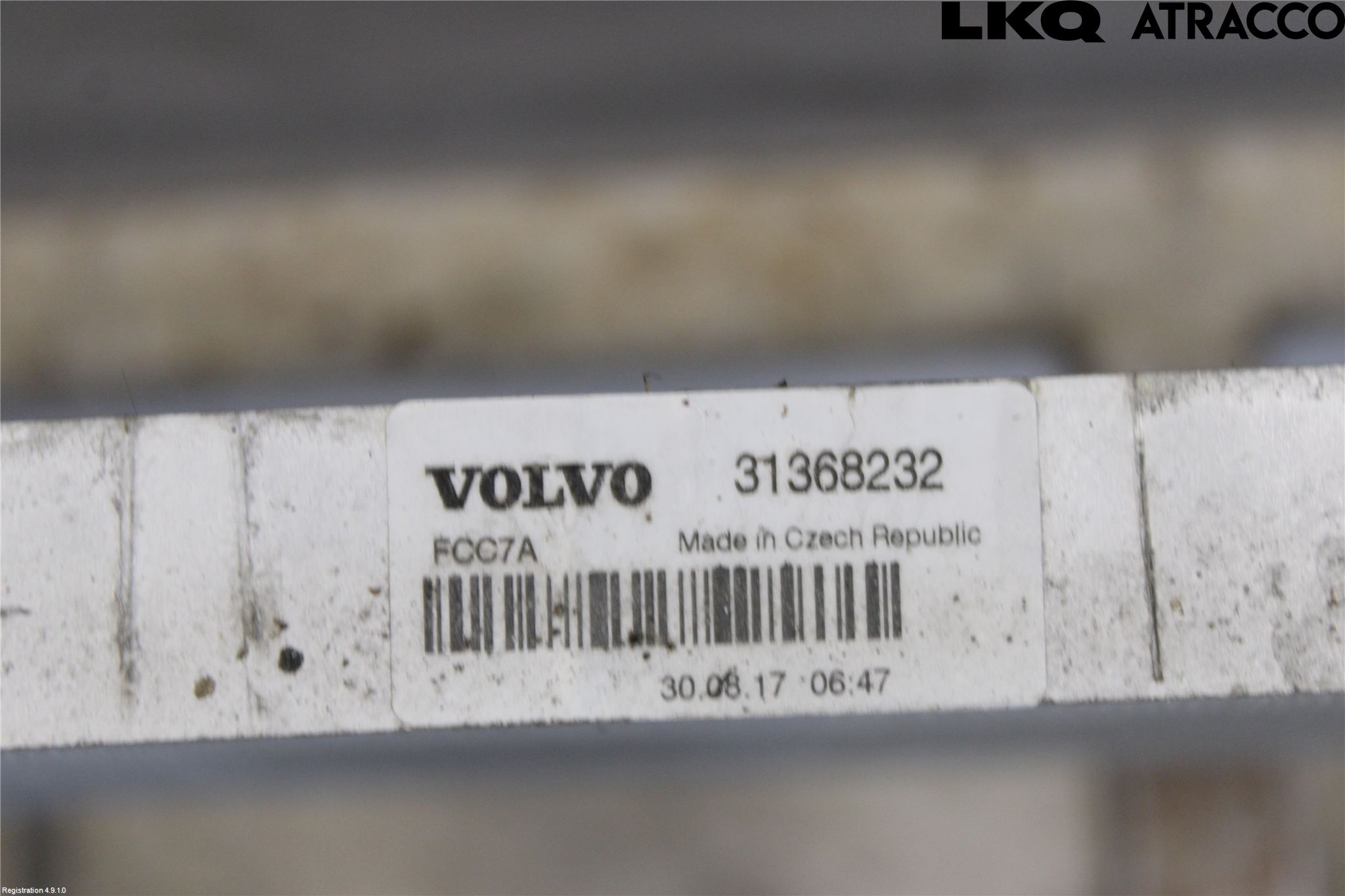 Volvo V90 17->> Radiator Automat