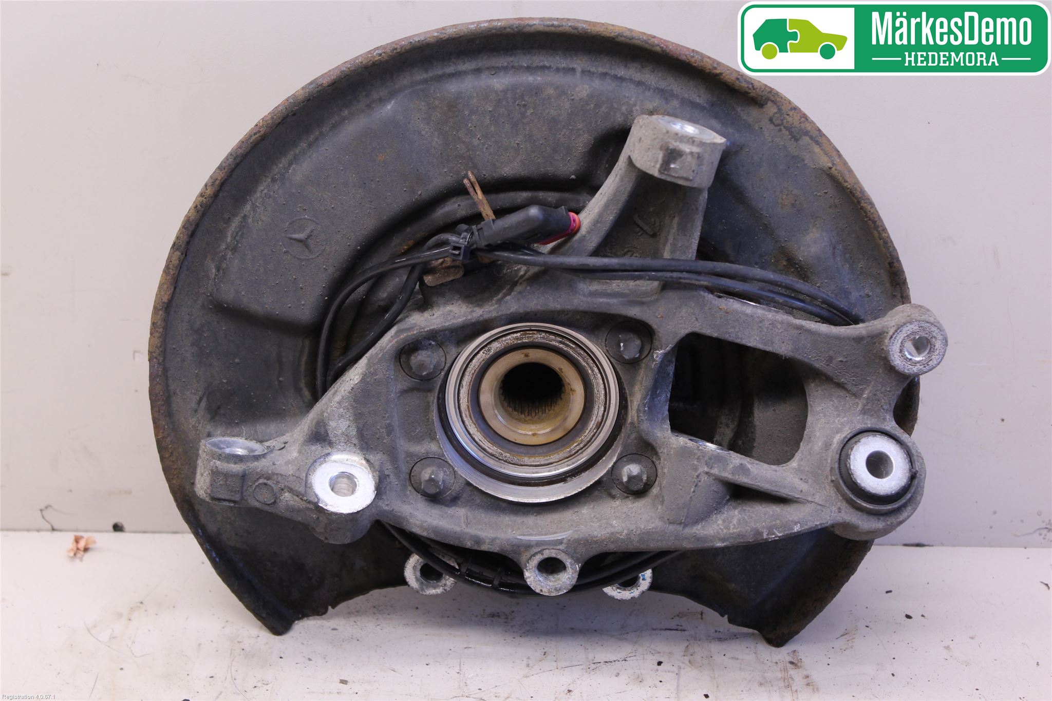Mercedes-Benz MB CLS (C219) 03-11 Spindel Hb
