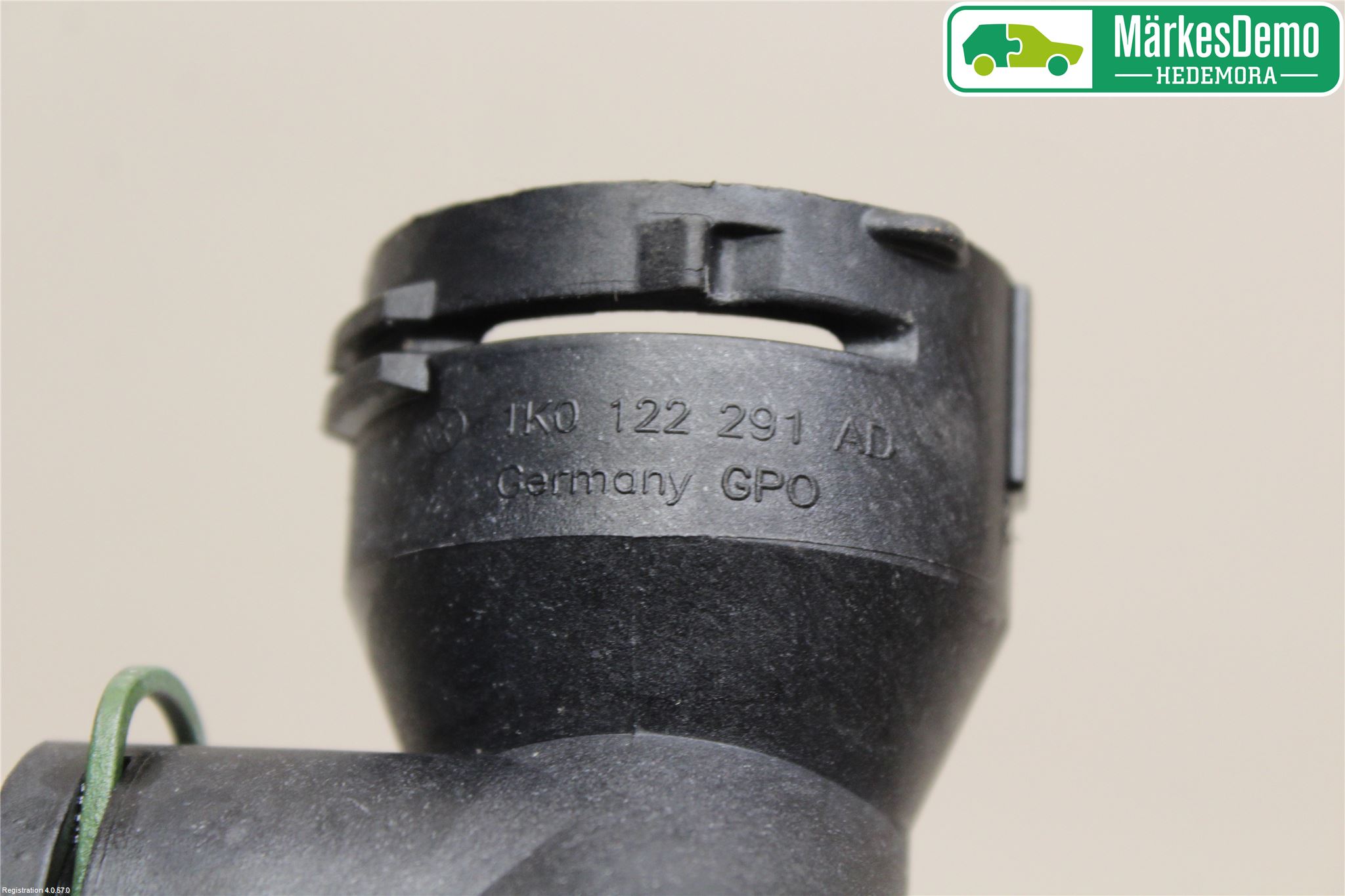 Volkswagen VW PASSAT 15-19 Radiator Slange