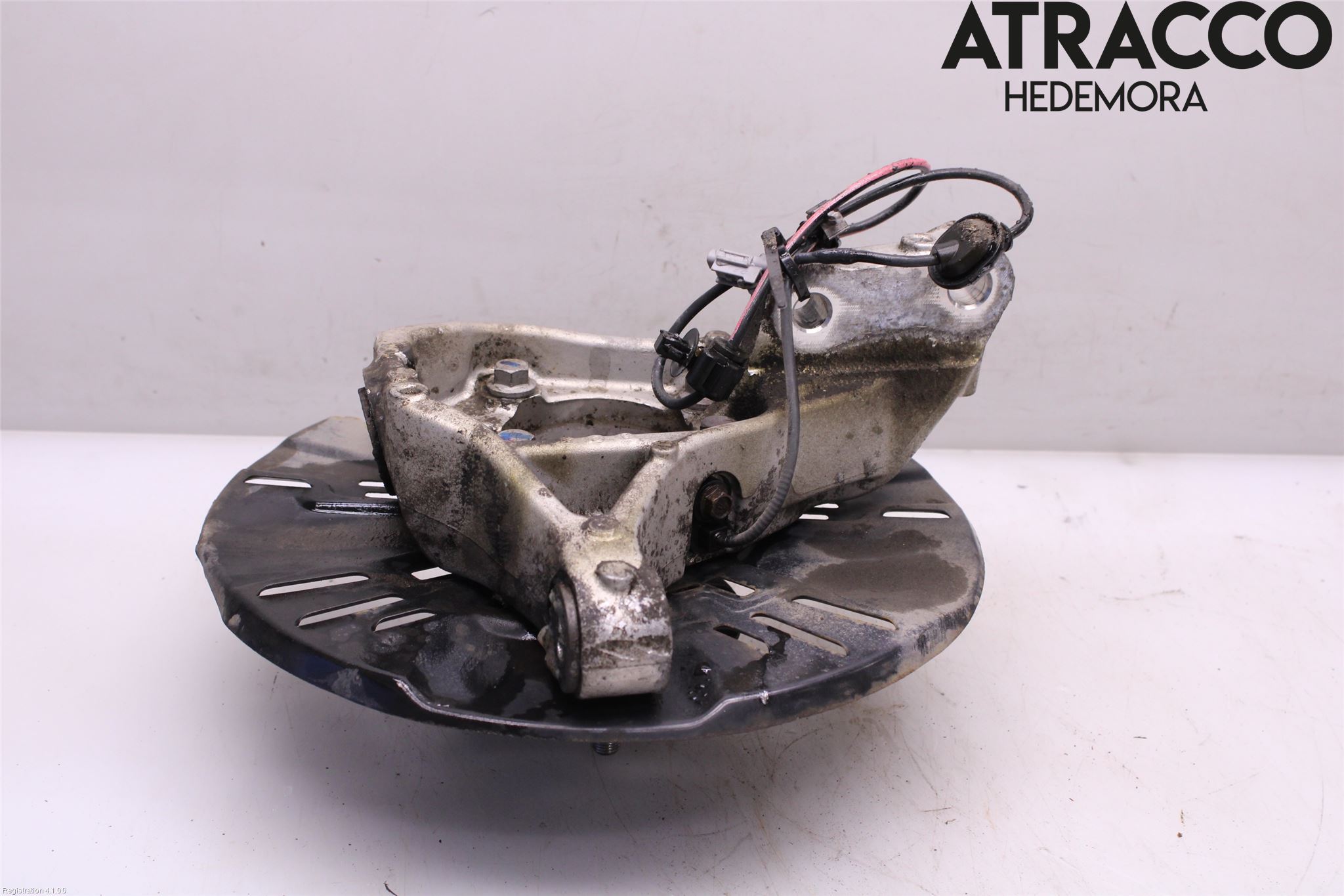 Subaru IMPREZA V 18- Spindel Vf