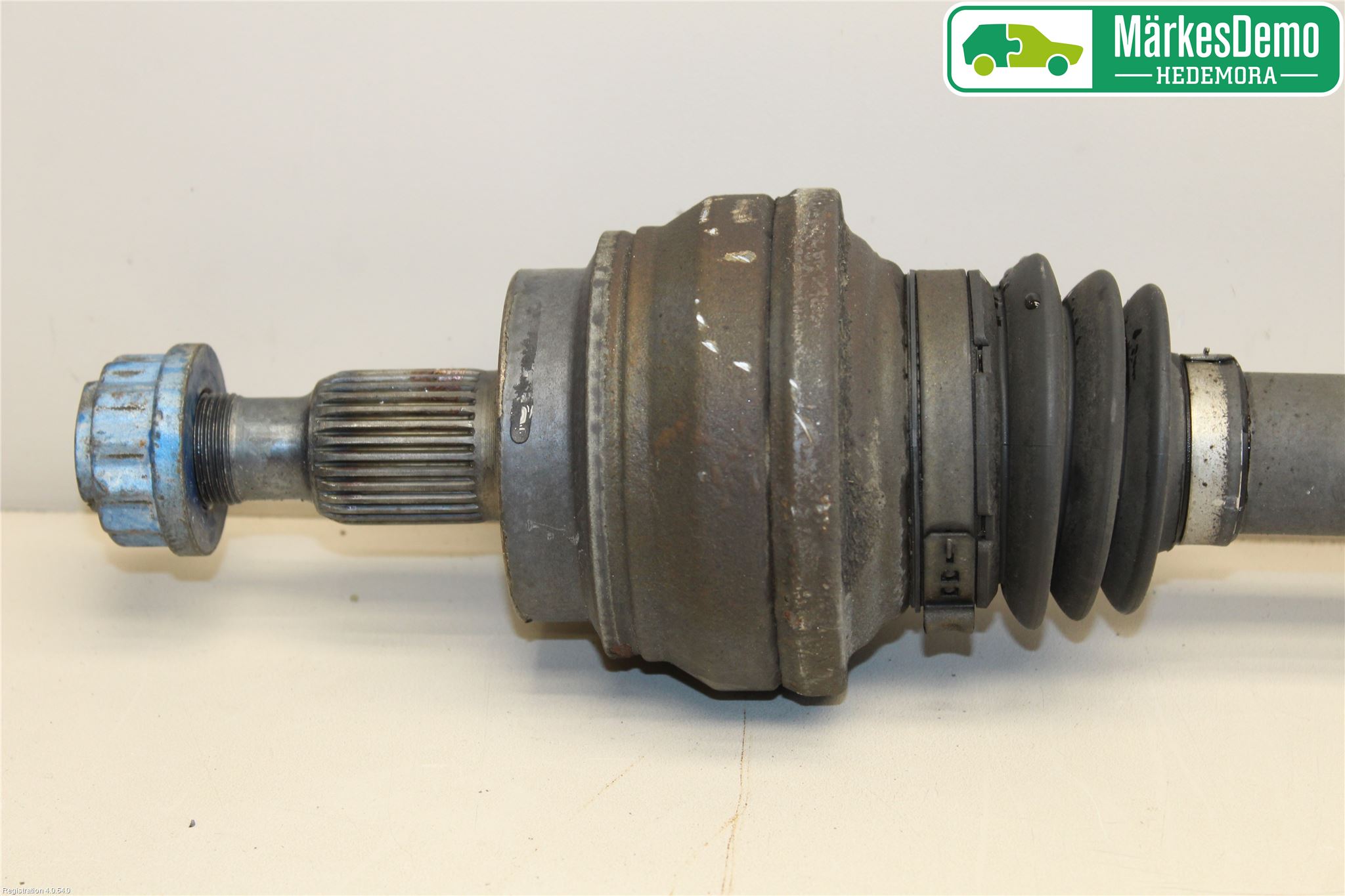 Mercedes-Benz MB GL/GLS-KLASS (X166) 12-19 Drivaksel Bak Kompl Venstre
