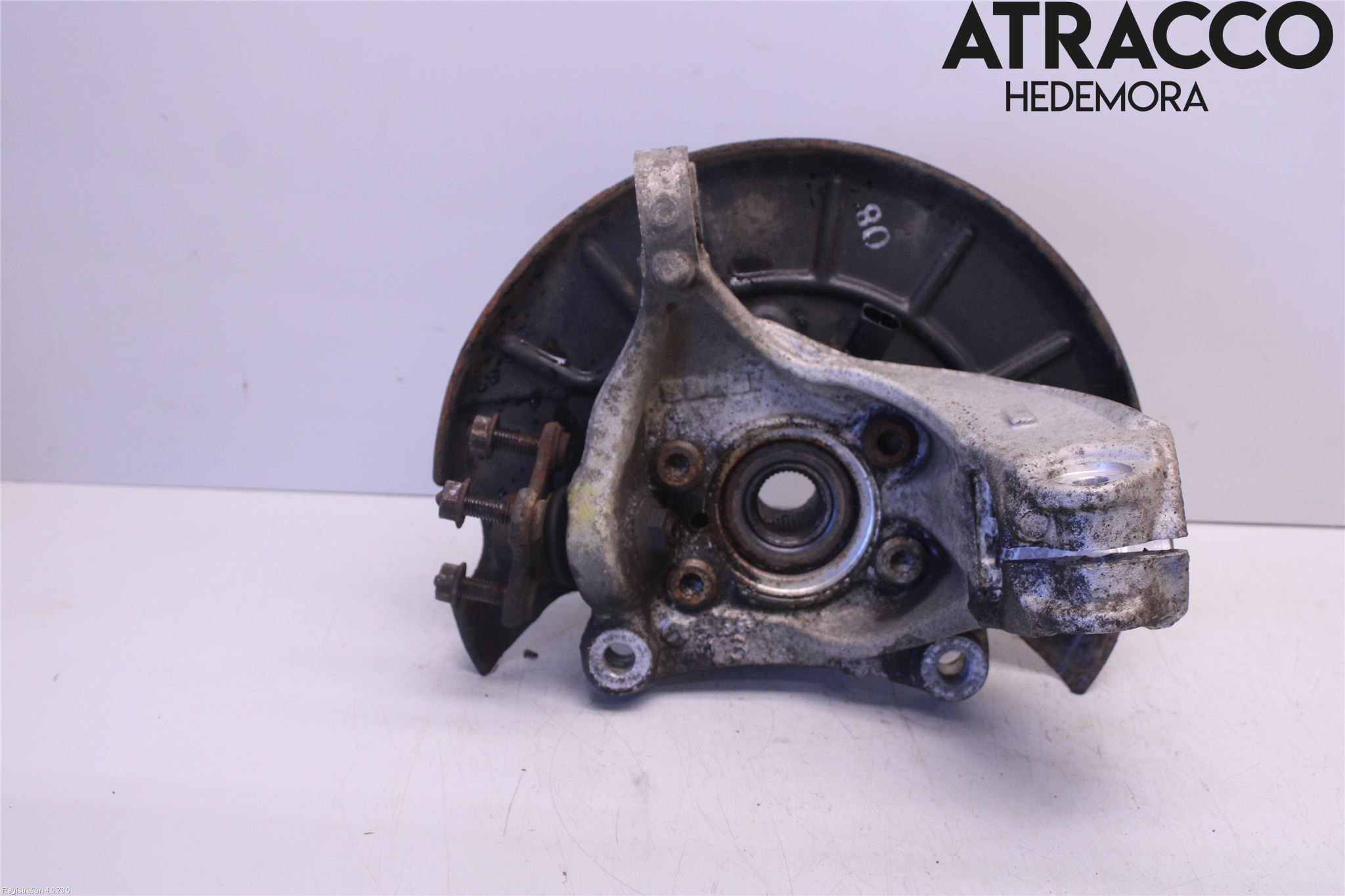 Volkswagen VW PASSAT 11-14 Spindel Vf