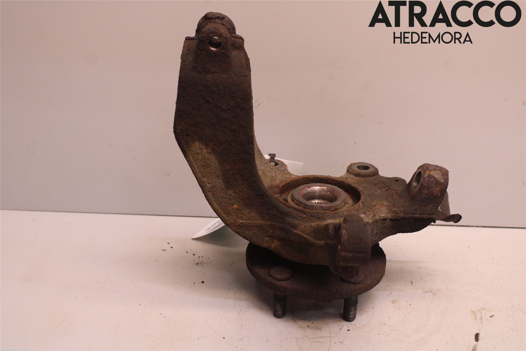 Ford FOCUS     04-07 Spindel Vf