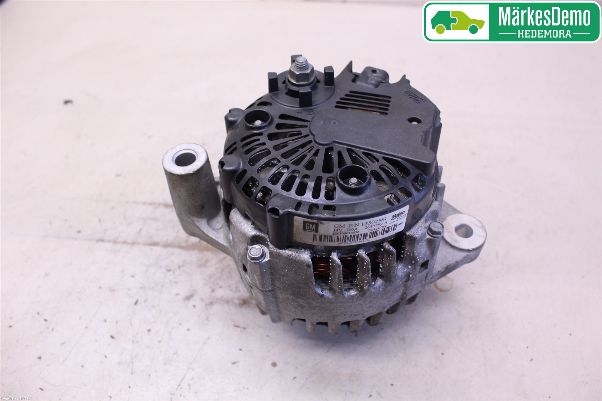 Opel INSIGNIA 09-16 Dynamo