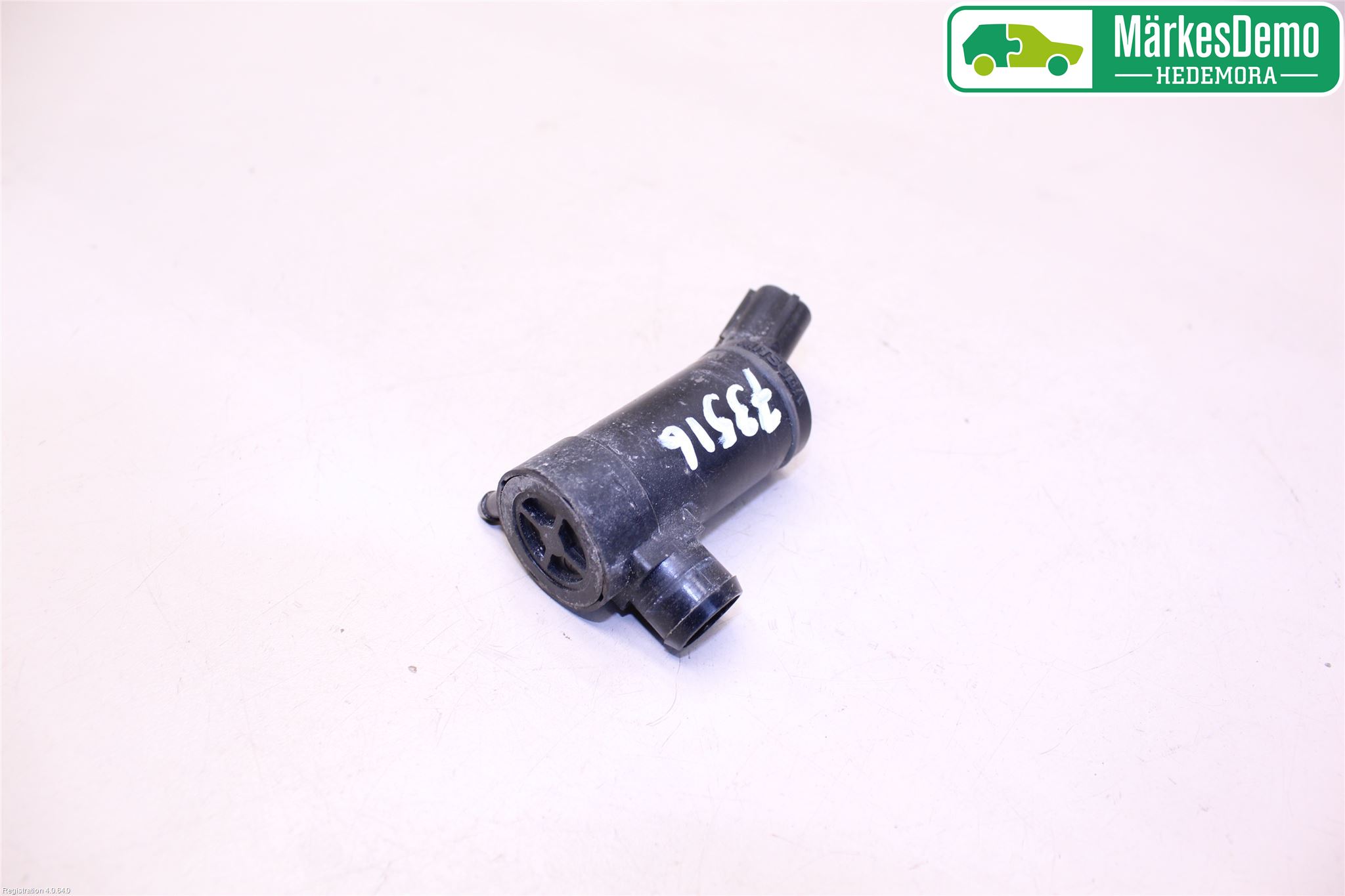 Subaru LEGACY    07-09 Spylerpumpe Frontrute
