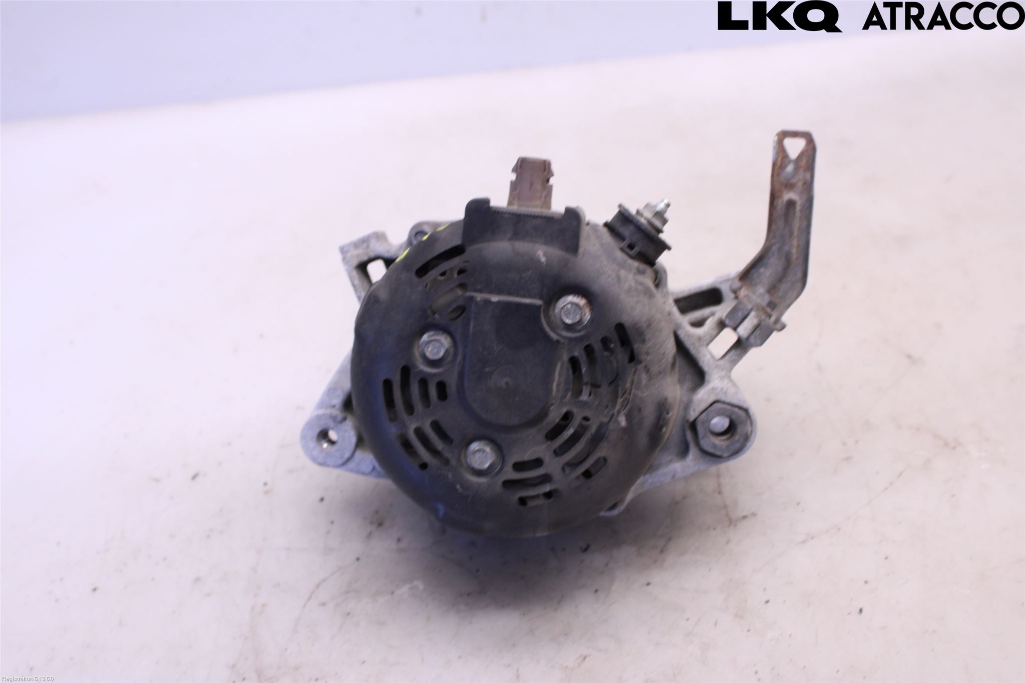 Toyota YARIS XP130 12-14 Dynamo