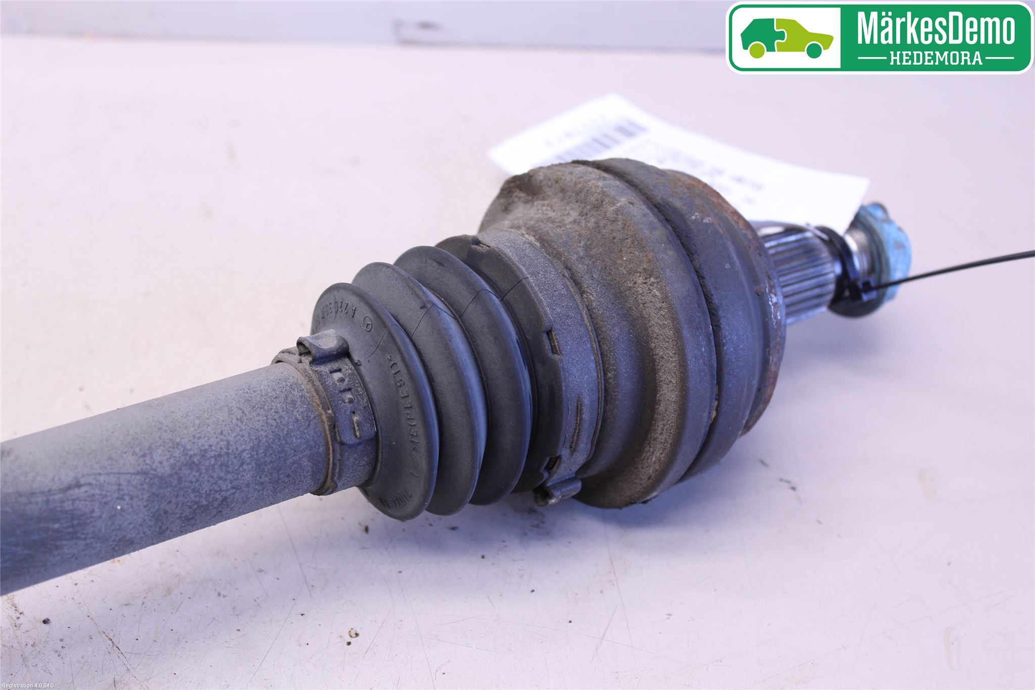 Mercedes-Benz MB C-KLASS (W205) 14-21 Drivaksel Bak Kompl Venstre