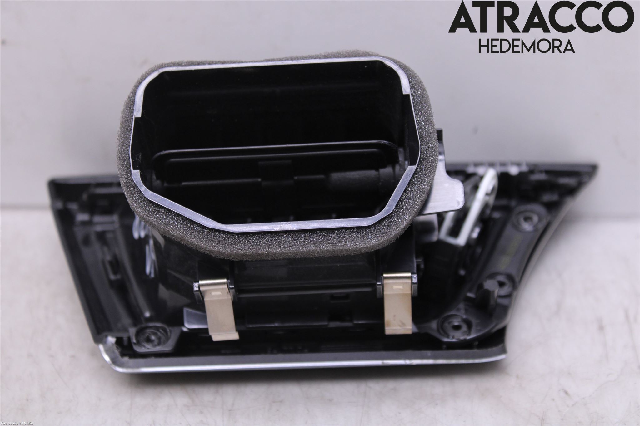 BMW 3 F30/F31/F80 12-19 Dashbord Kanal - Dyse