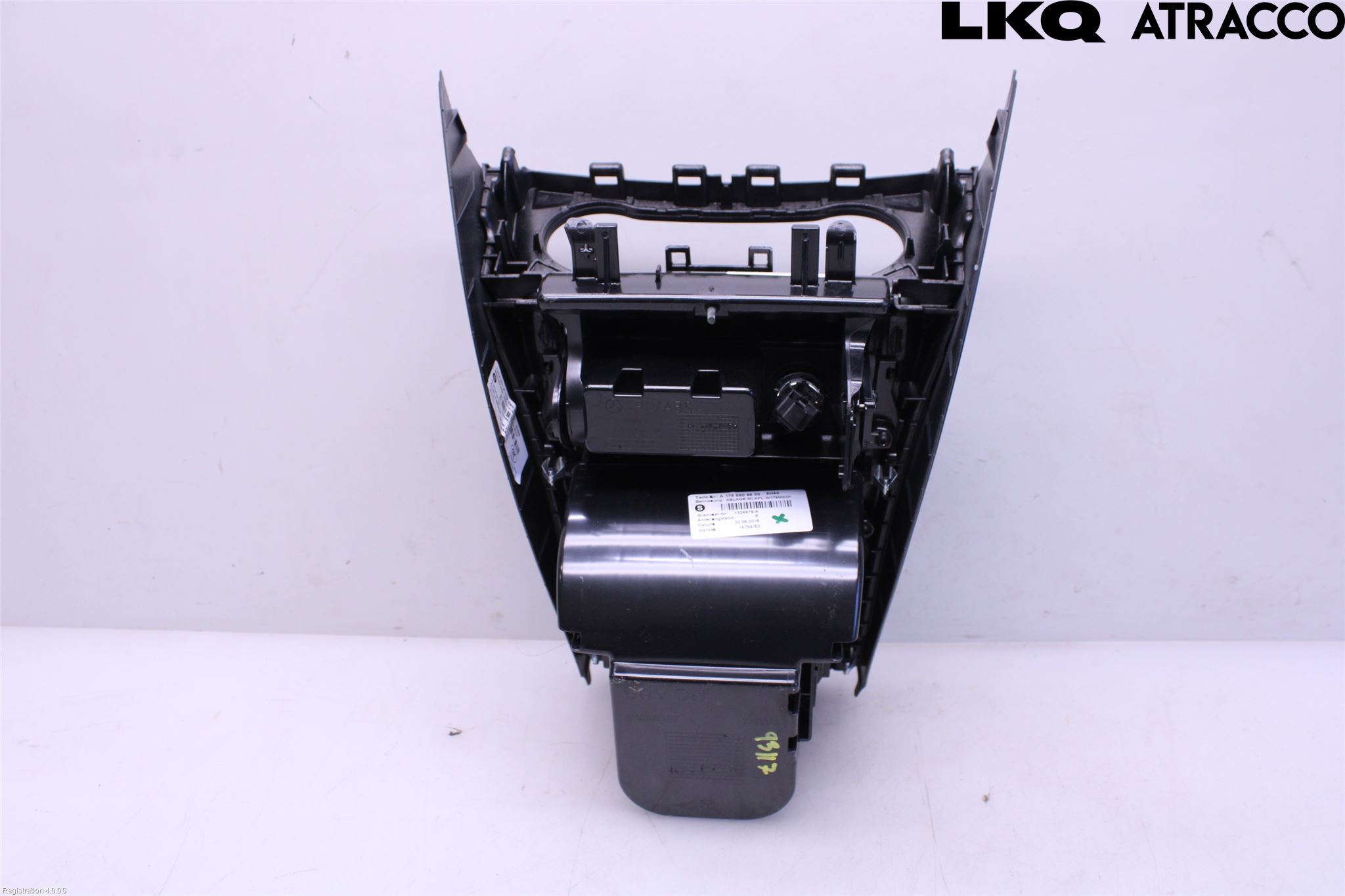 Mercedes-Benz MB CLA-KLASS (C117/X117) 13-19 Instrumentkonsoll Midt