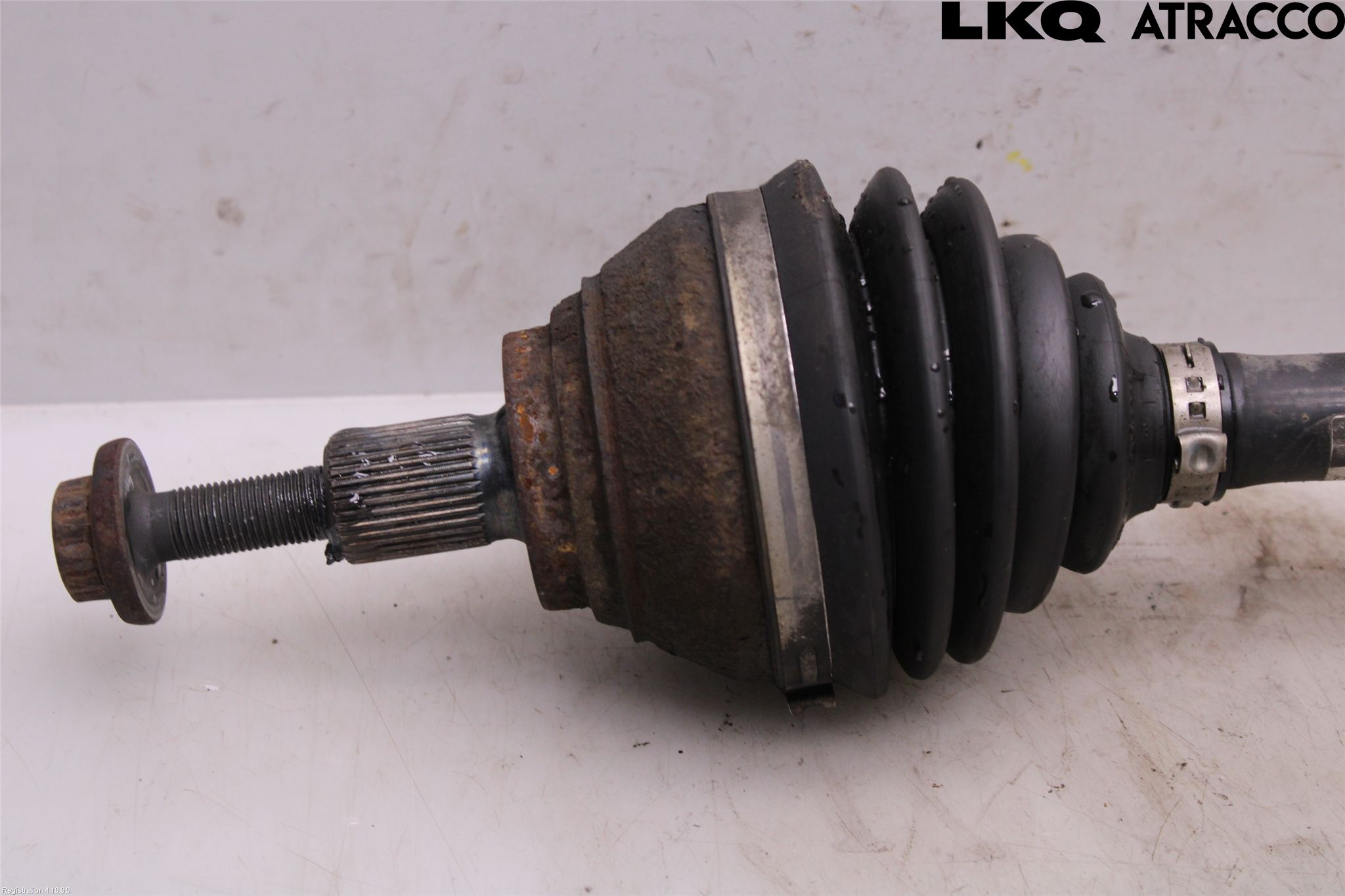 Volkswagen VW CADDY 11-15 Drivaksel Foran Kompl Venstre
