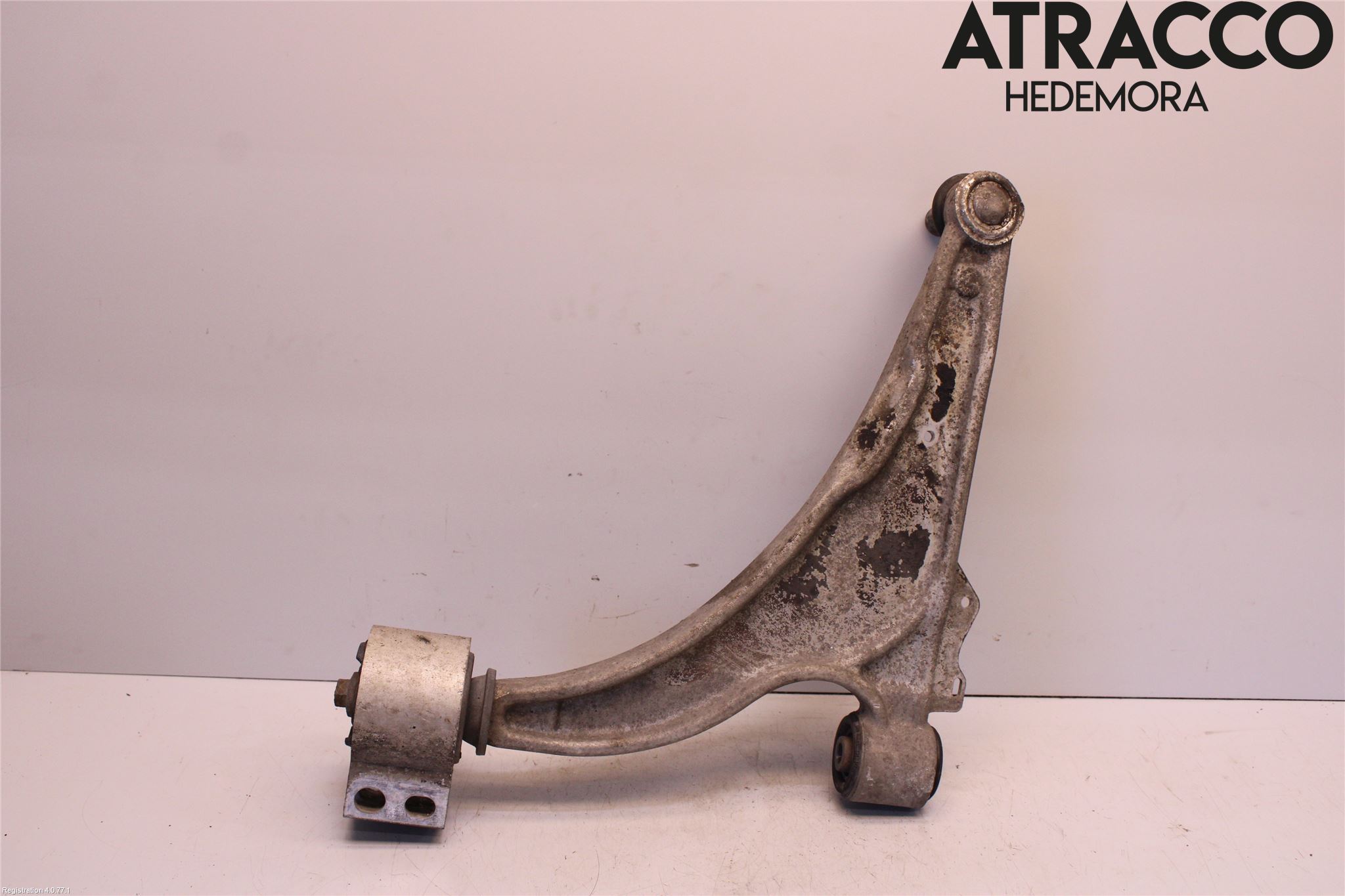 Opel ASTRA J 10-15 Bærearm Foran Høyre Nedre