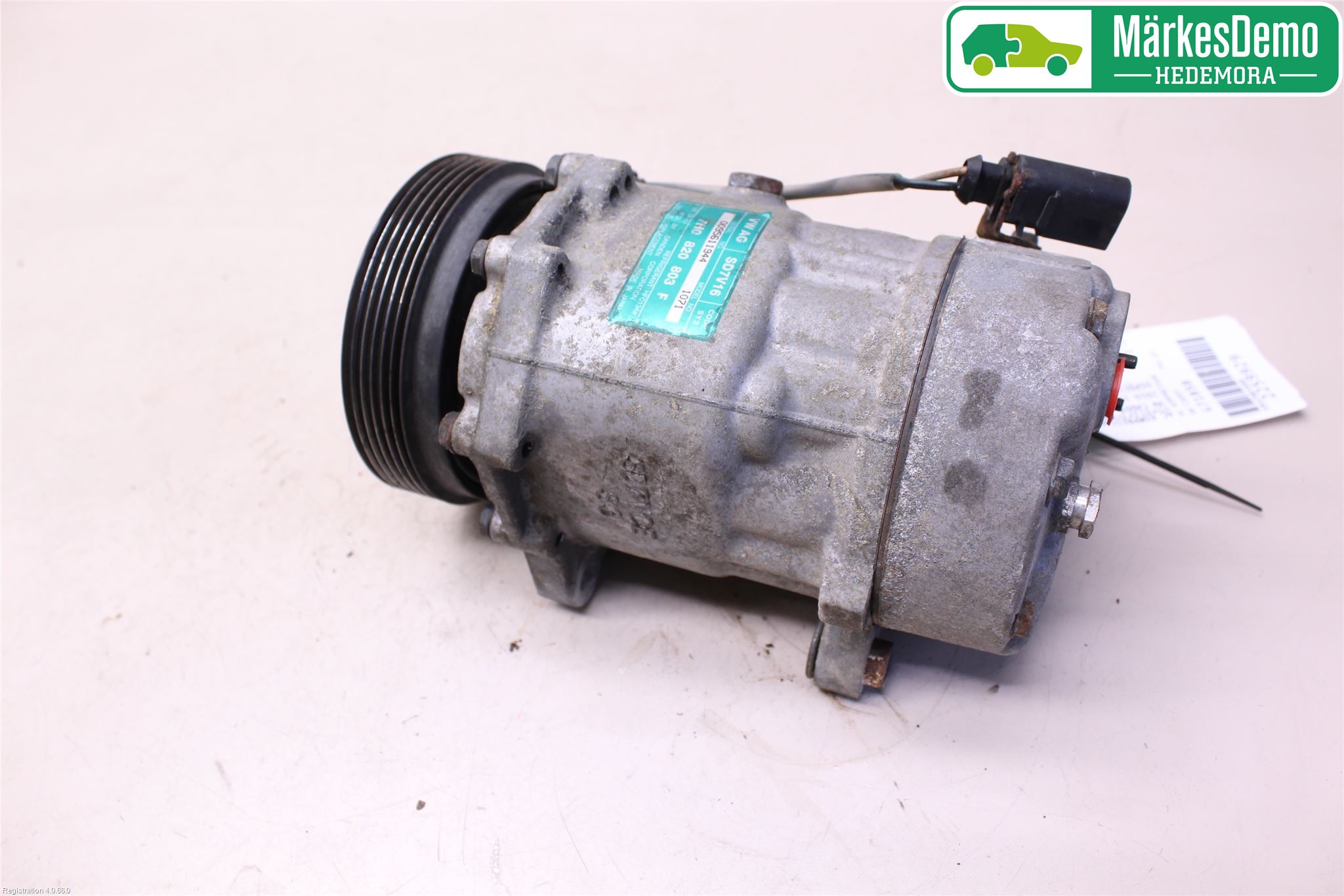 Volkswagen VW CADDY      04-10 Varme Ac Kompressor