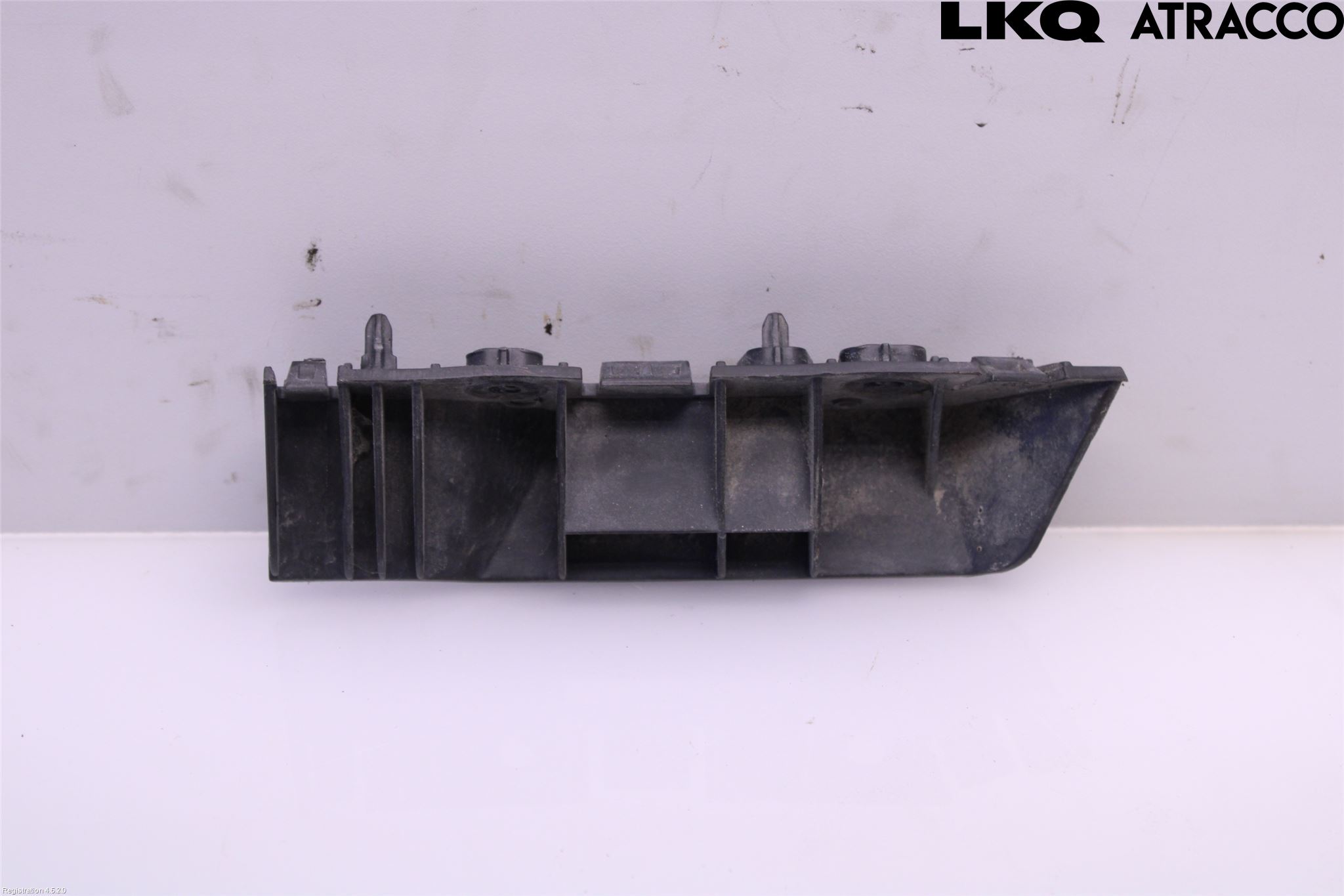Landrover RANGE ROVER (L405) 13-21 Støtfangerfeste Foran Venstre