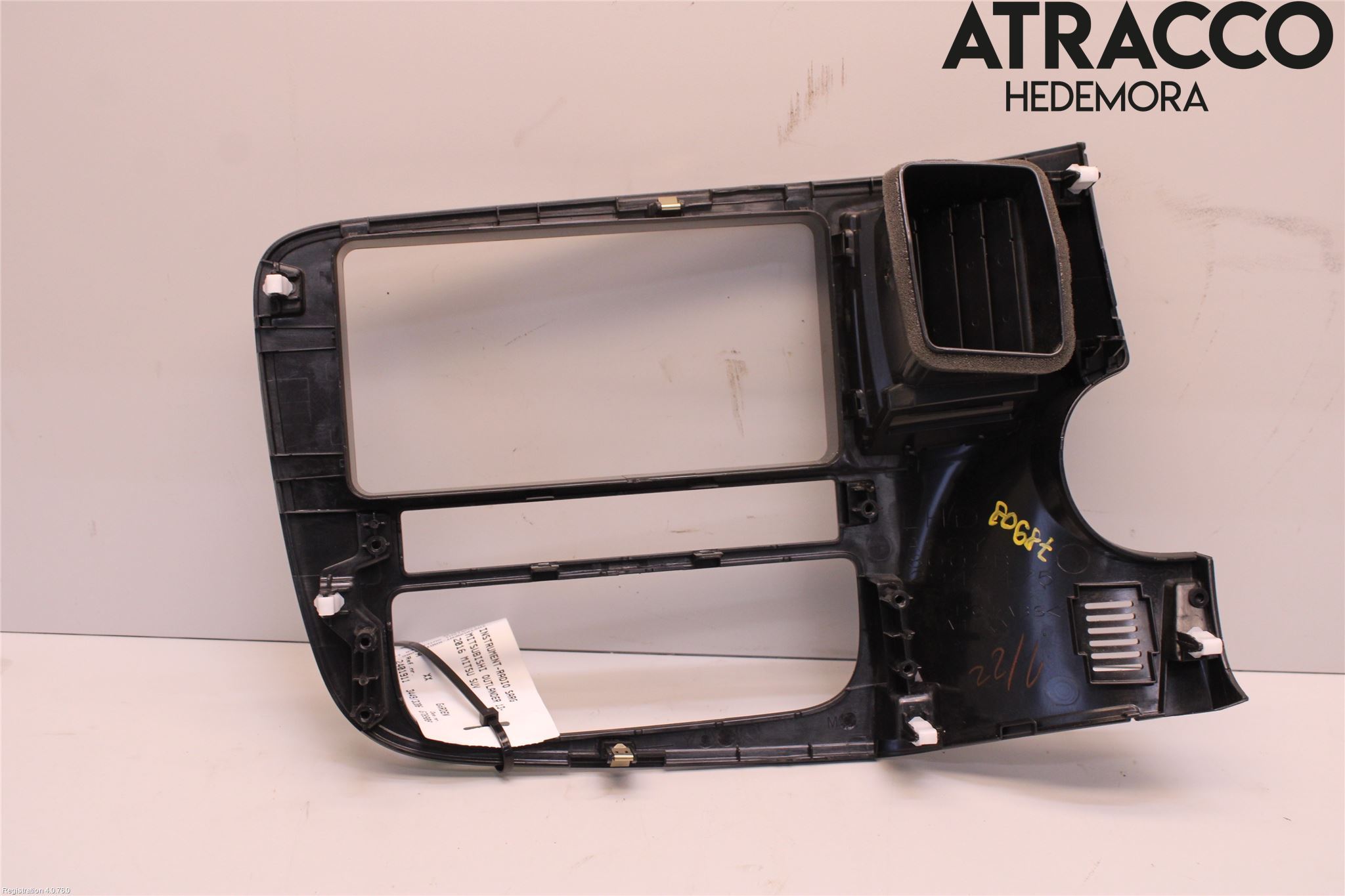 Mitsubishi OUTLANDER 13-21 Innr Radio Ramme