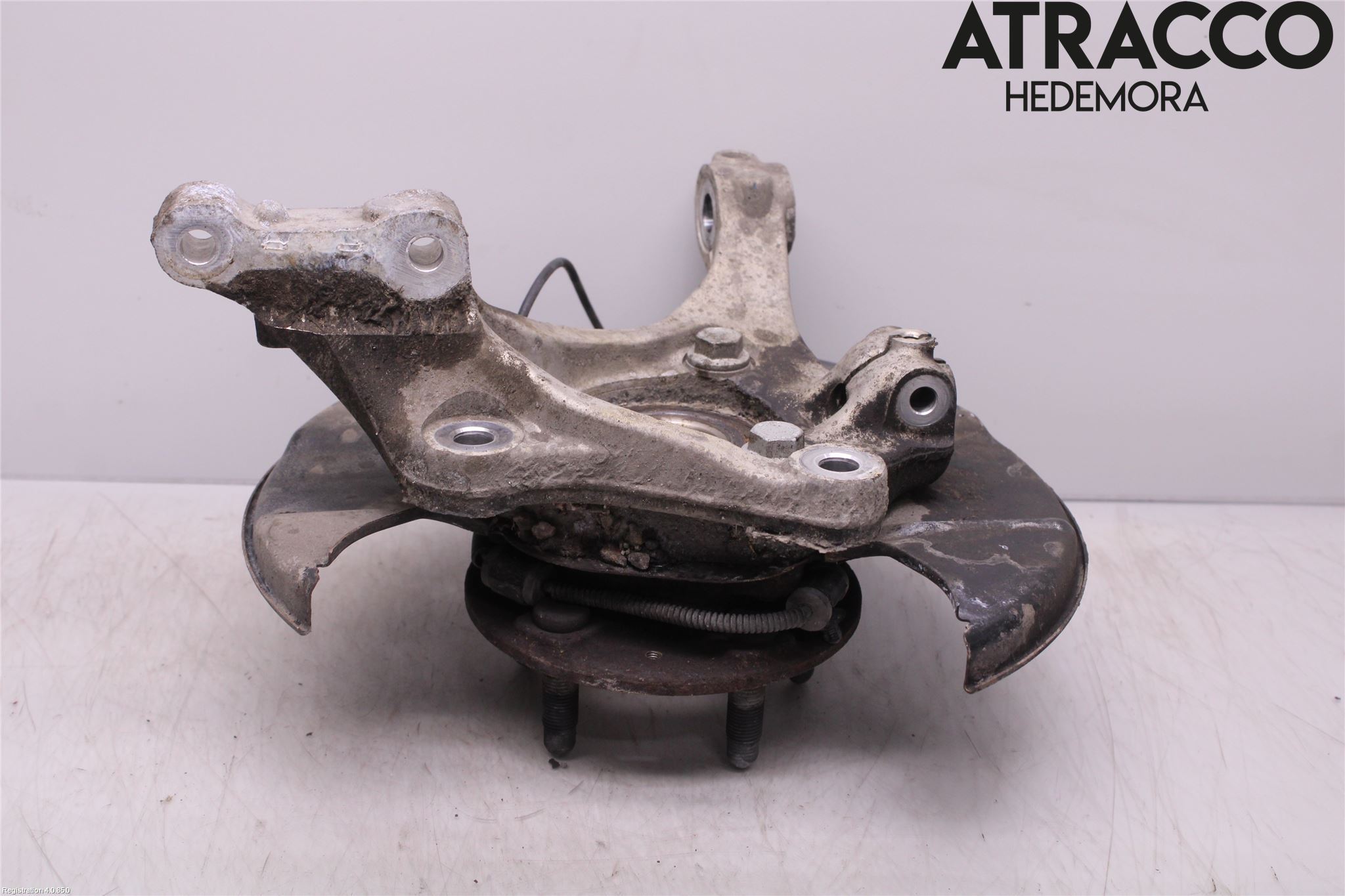 Opel INSIGNIA 09-16 Spindel Hf