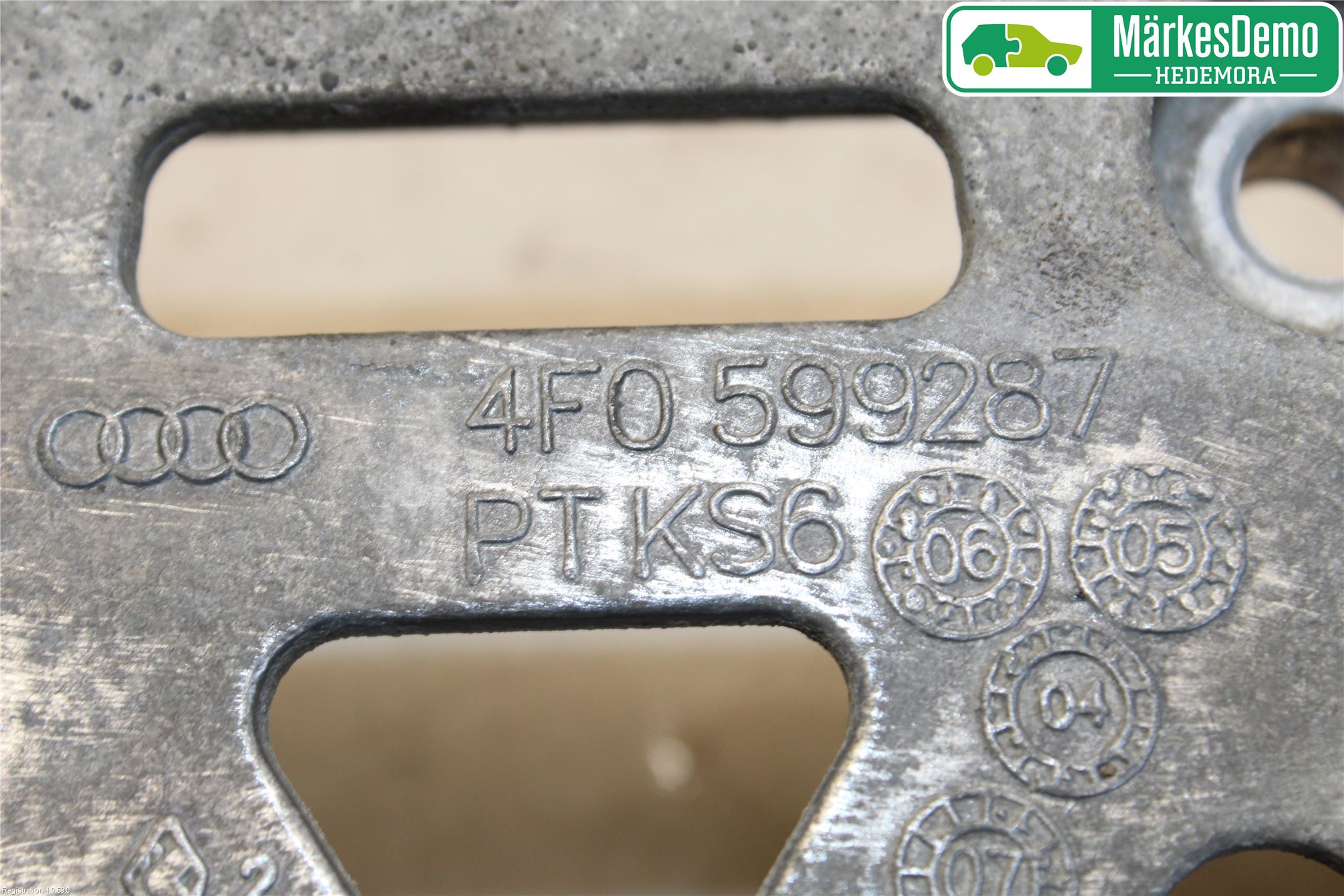 Audi A6/S6     05-11 Bakaksel Feste
