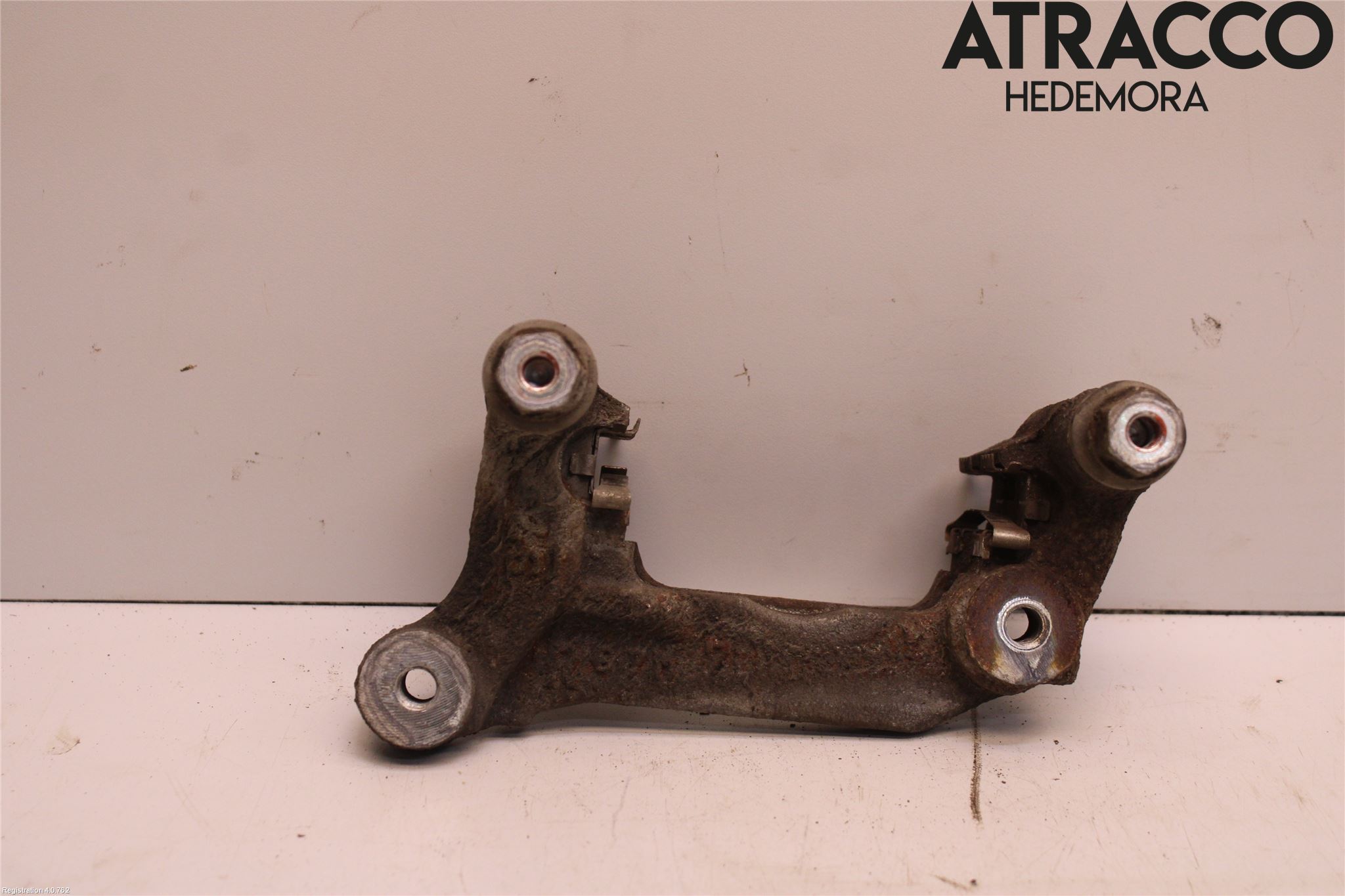 Mitsubishi OUTLANDER 13-21 Bremsecaliper Feste Holder