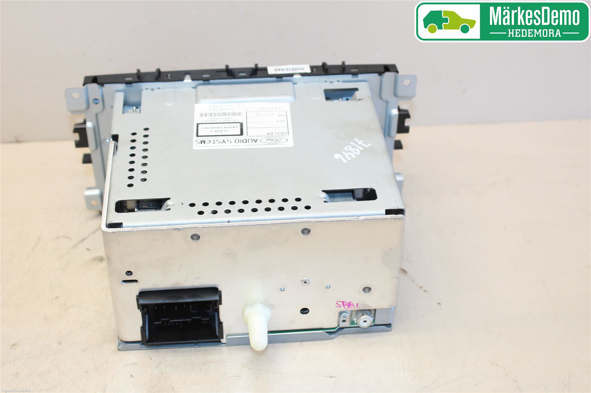 Ford FOCUS     04-07 Stereo Radio Med Cd