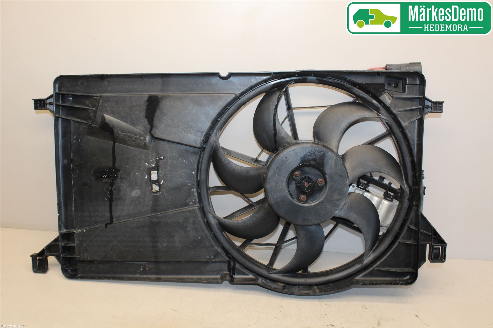 Ford FOCUS     04-07 Kjølevifte Elektrisk