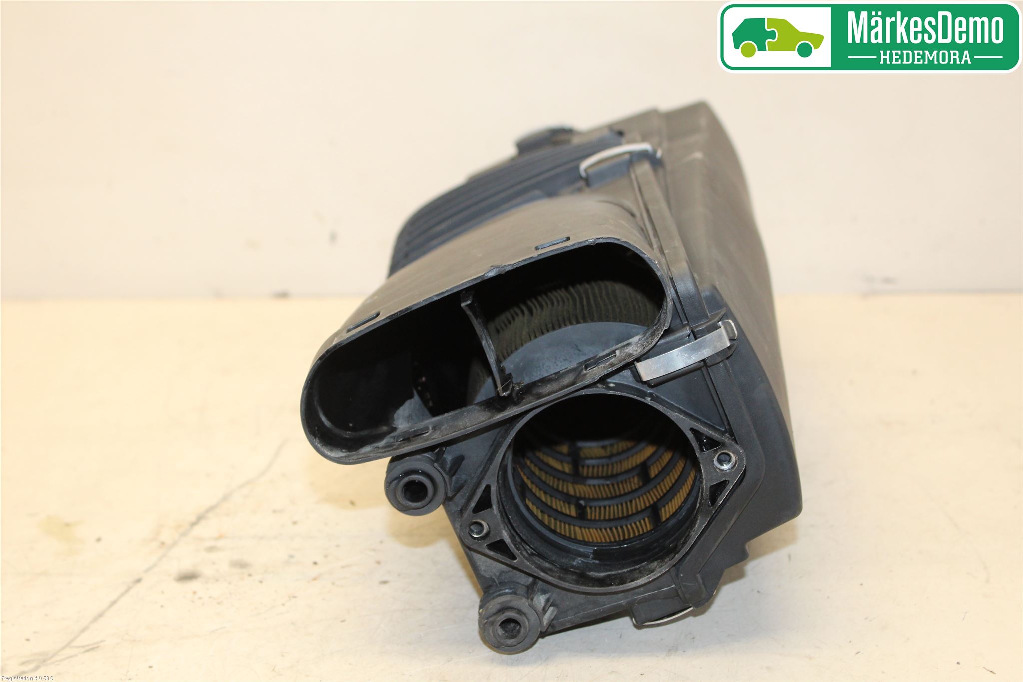 Mercedes-Benz MB E-KLASS (W211) 02-09 Luftfilter Boks
