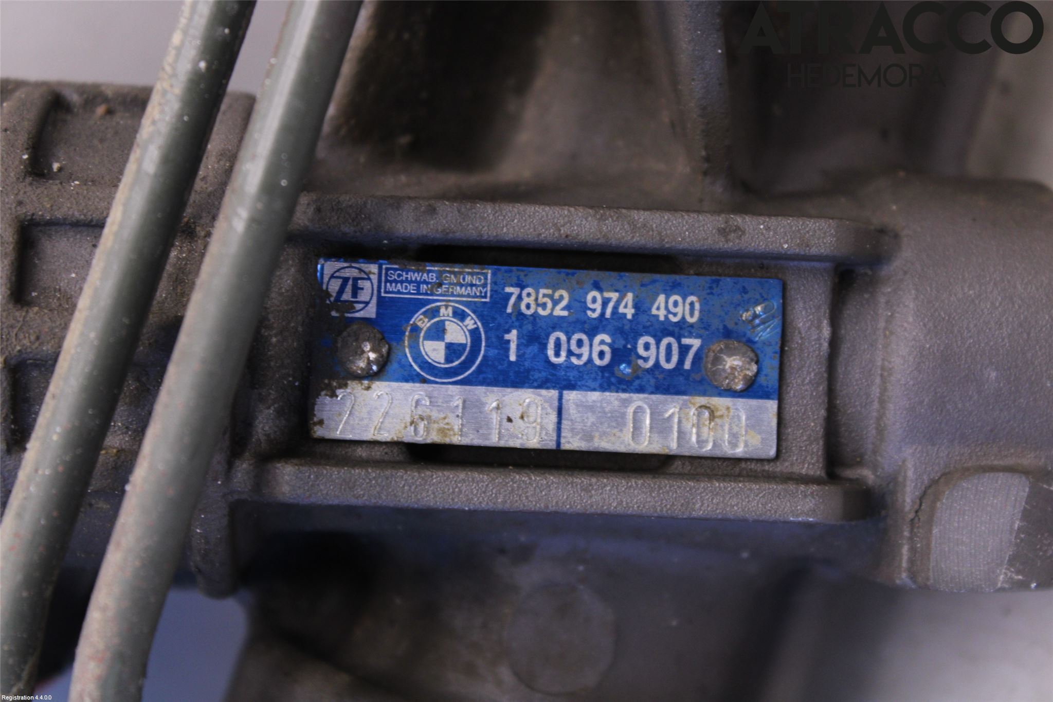 BMW 3 E46      98-05 Servo Snekke - Tannstang