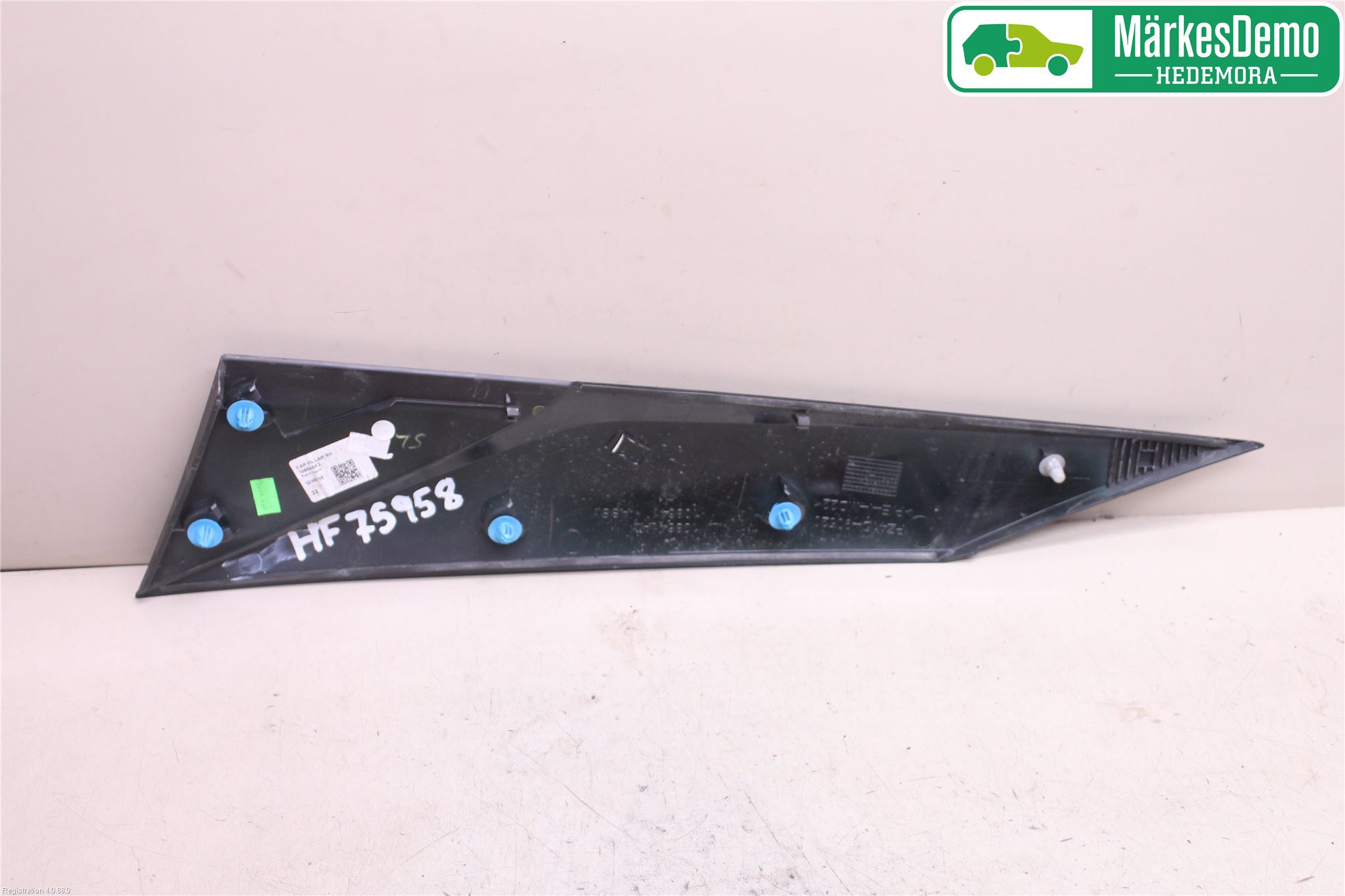 Toyota AYGO 15-21 List Framskjerm Hs