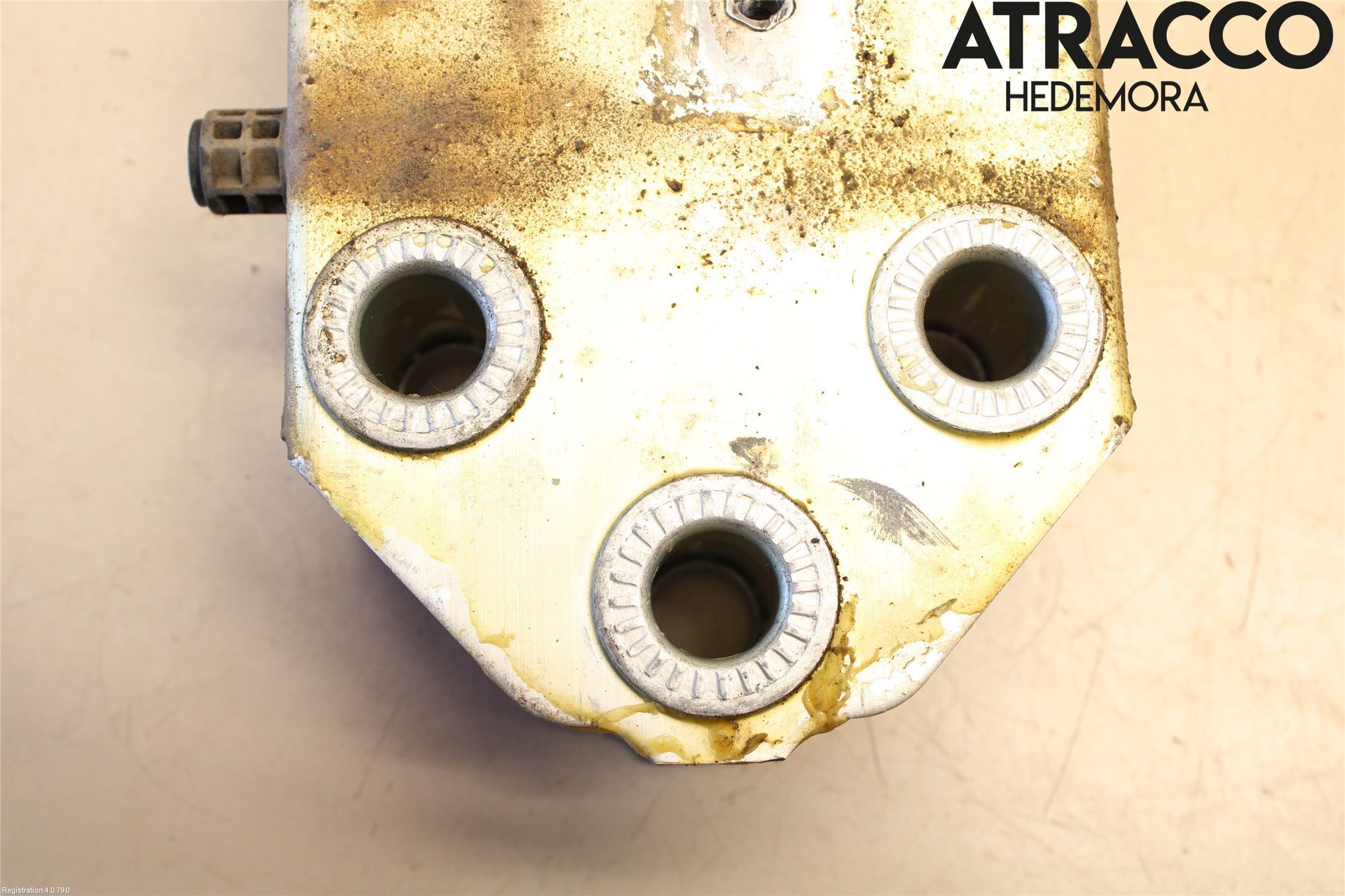 BMW 5 F10/F11/F18 09-17 Støtfanger Foran Feste