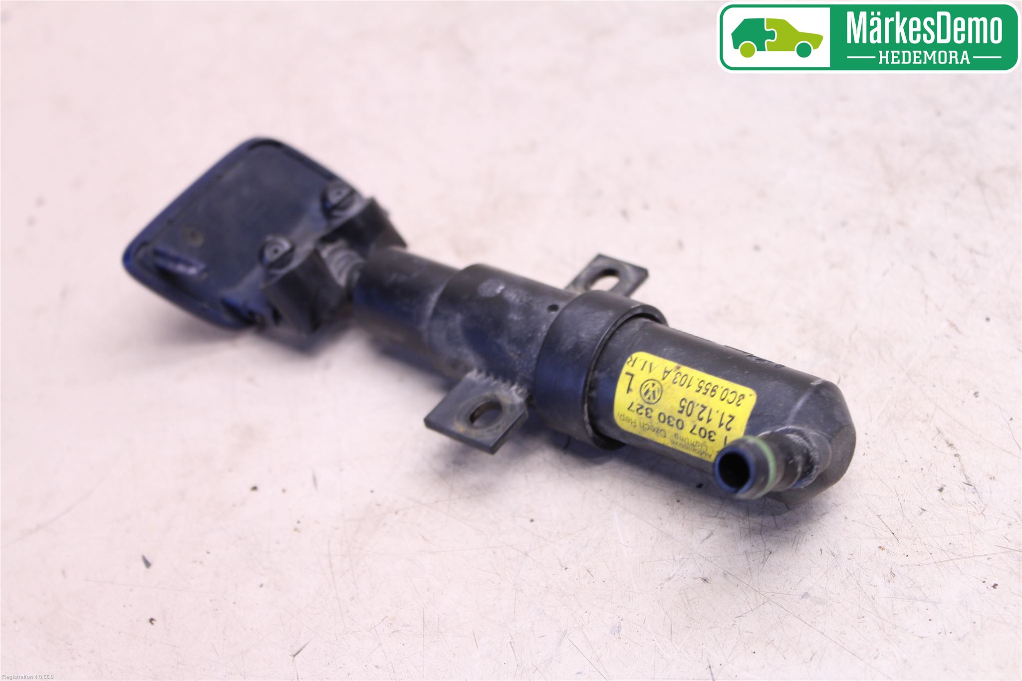 Volkswagen VW PASSAT 05-11 Spylerdyse Frontlykter