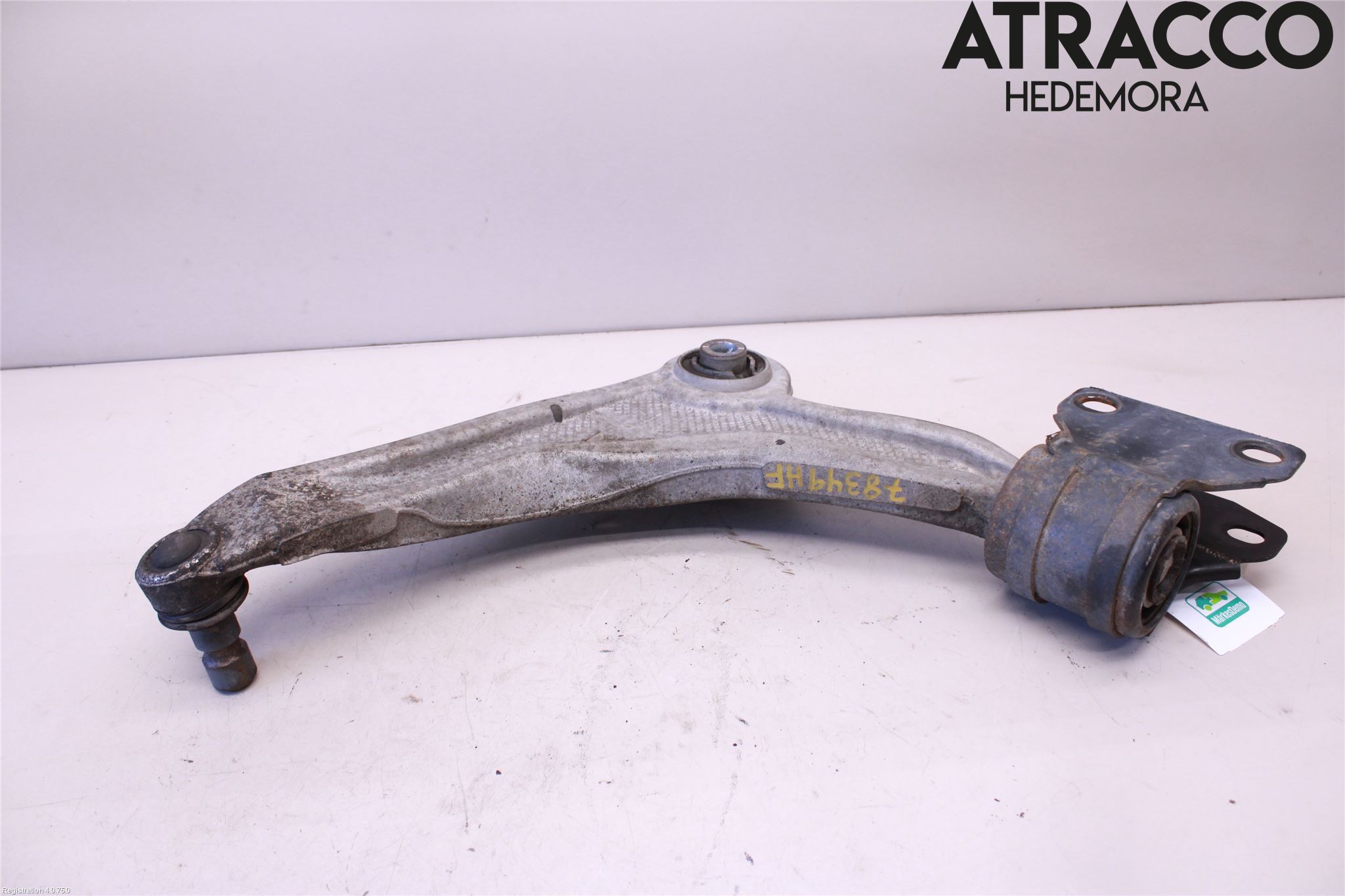 Ford MONDEO 15-22 Bærearm Foran Høyre Nedre