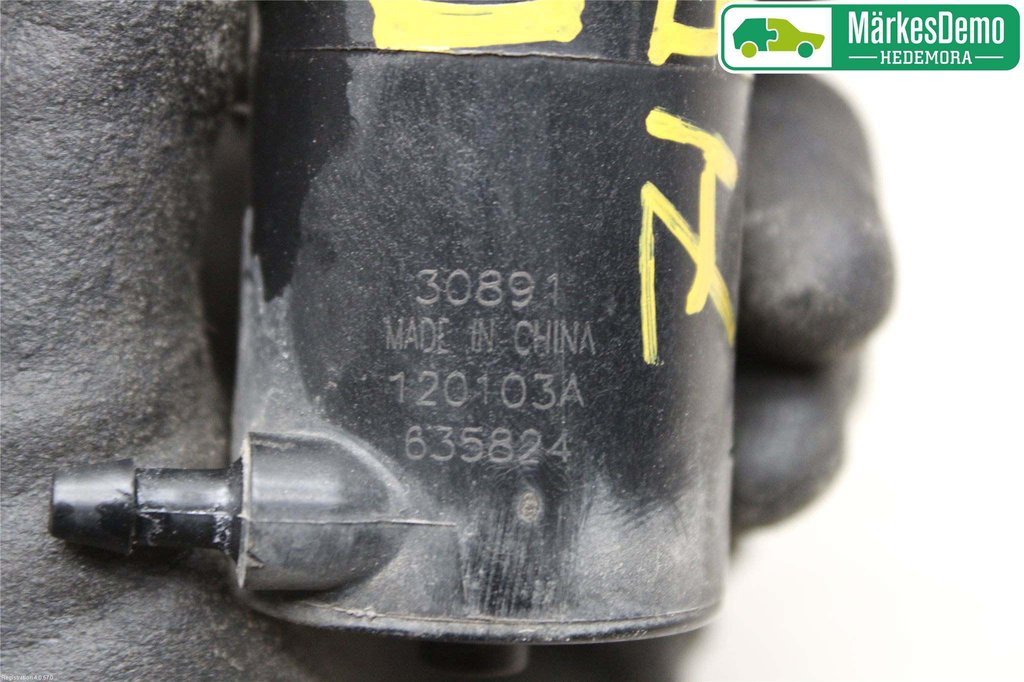 Toyota AVENSIS 09-15 Spylerpumpe Bakluke