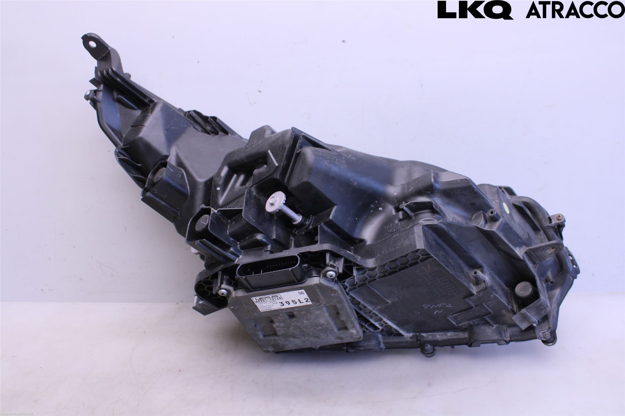 Lexus NX 300h 15-21 Frontlykt Venstre