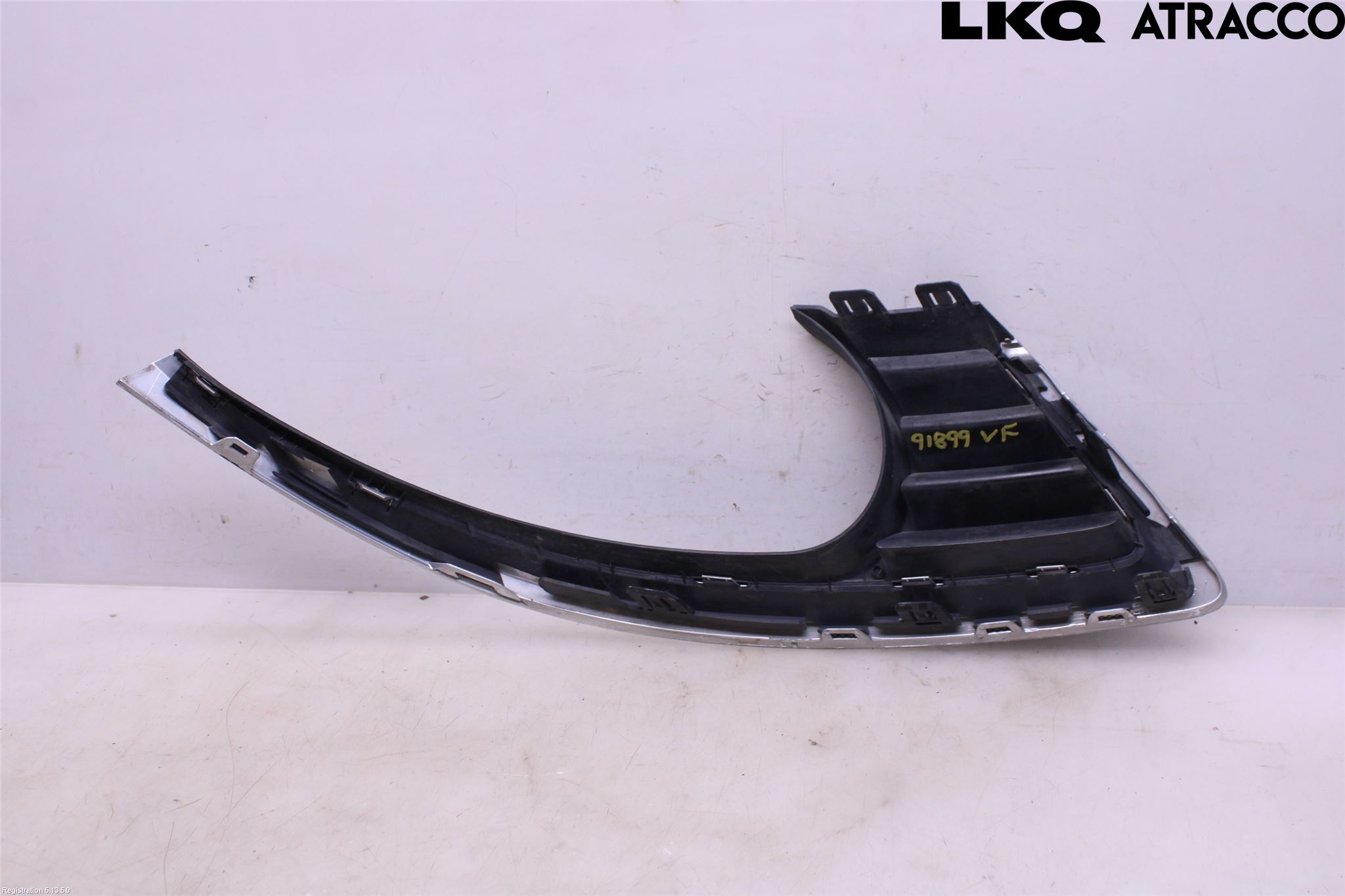 Saab 9-5 -05 Frontlykt Ramme V Lyktering